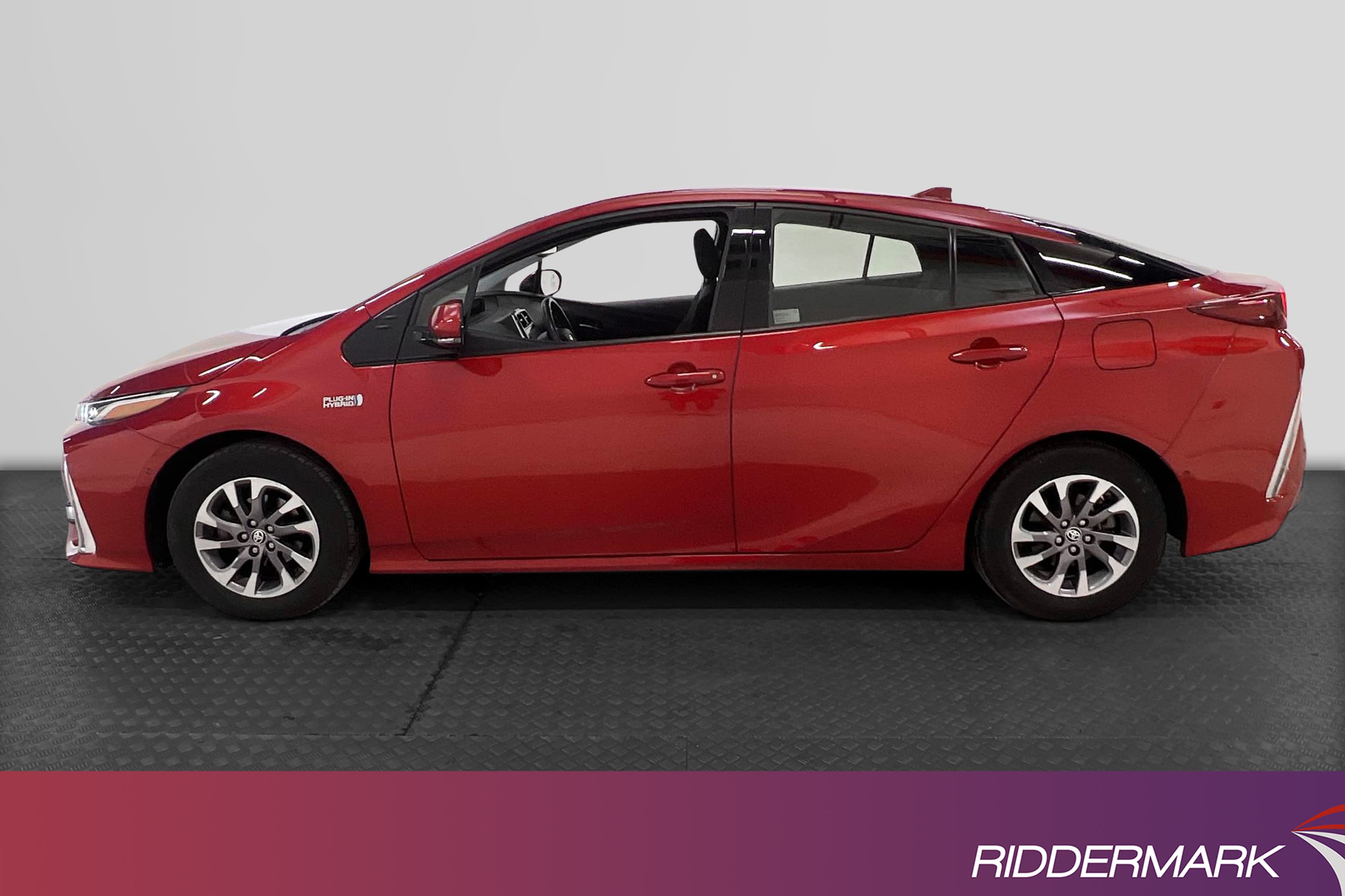 Toyota Prius Plug-in Hybrid 123hk