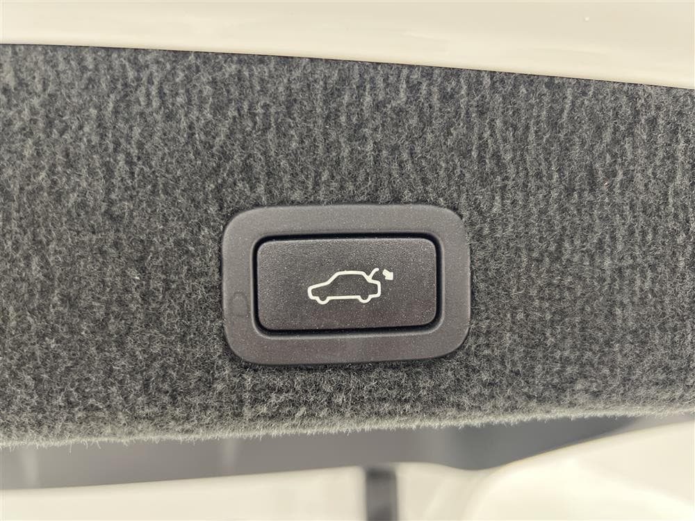 Volvo V70 D4 181hk Summum D-Värm Skinn BLIS VoC 0,45l/milinteriör