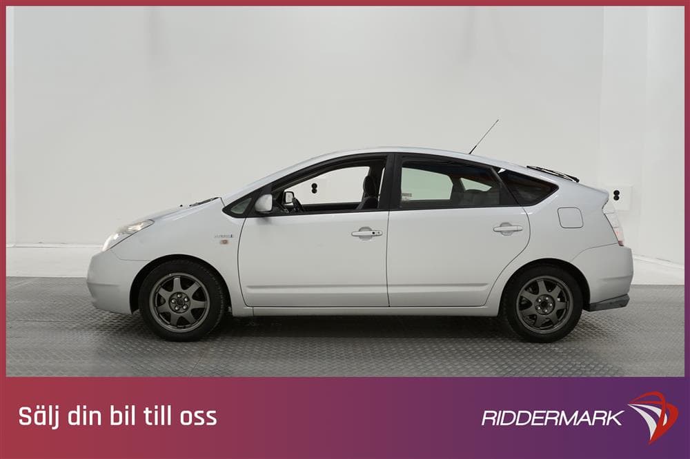 Toyota Prius 1.5 Hybrid 78hk Låg Skatt Keyless