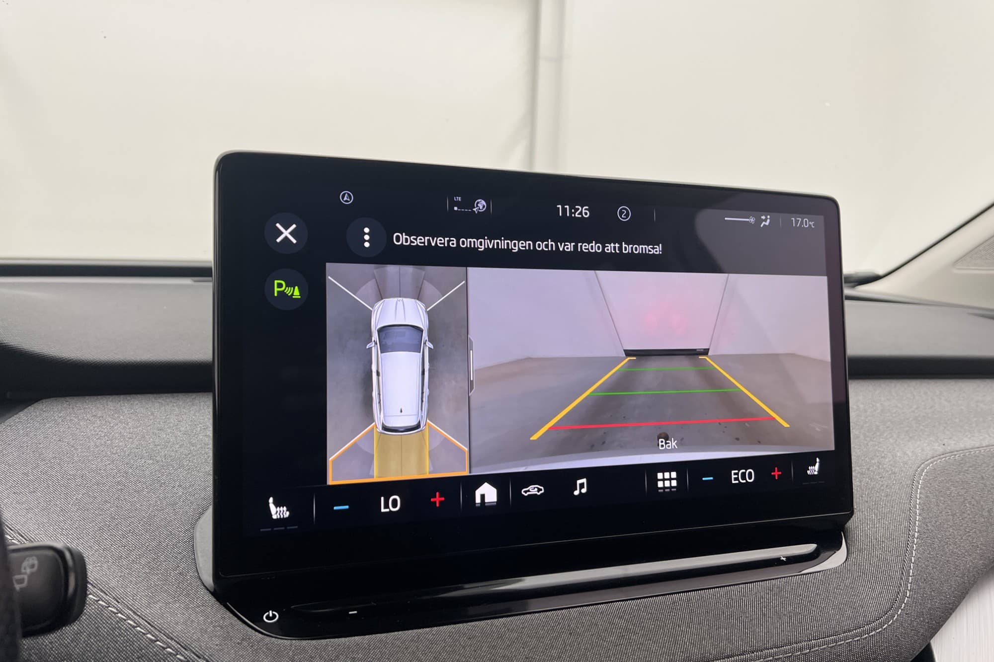 Skoda Enyaq iV 80 204hk Värmare 360* Dragkrok CarPlay