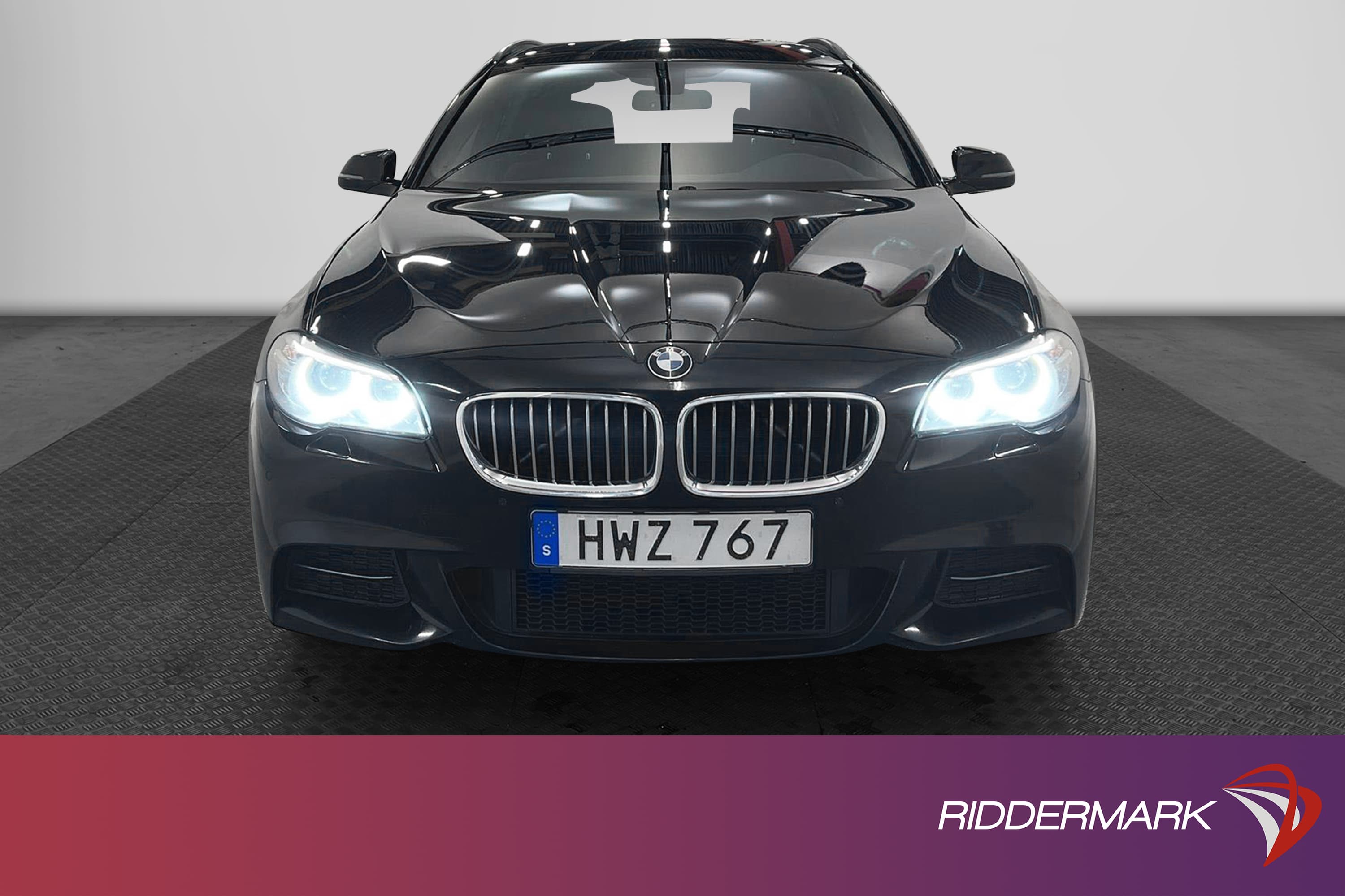 BMW 520d 190hk xDrive M Sport D-värm HiFi Skinn Navi