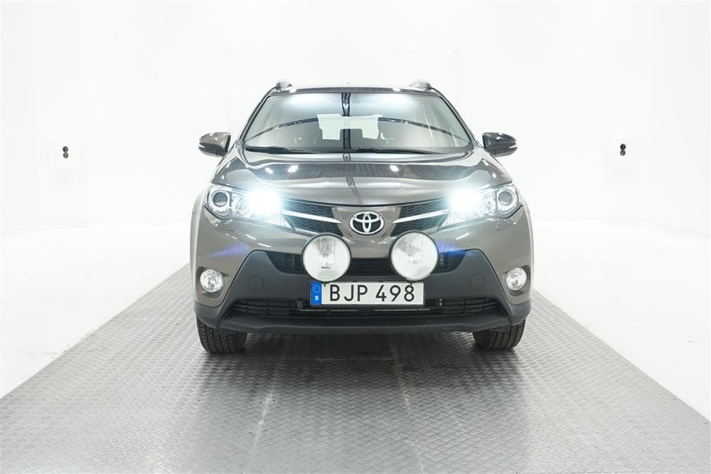 Toyota RAV4 2.0 4x4 121hk 2 Brukare