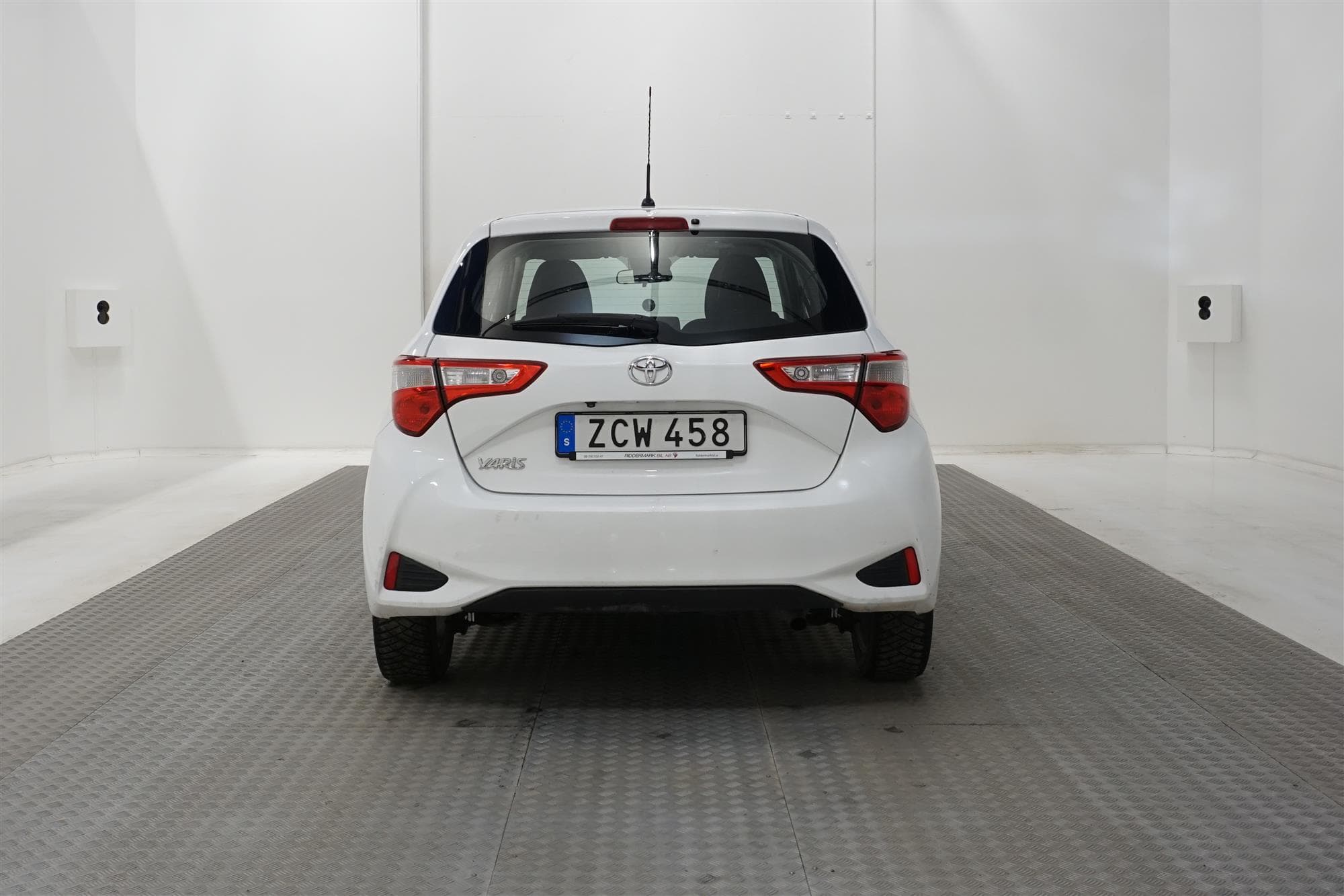 Toyota Yaris 1.5 111hk 1 Bruk B-Kam Lane Assist 0,4L/mil