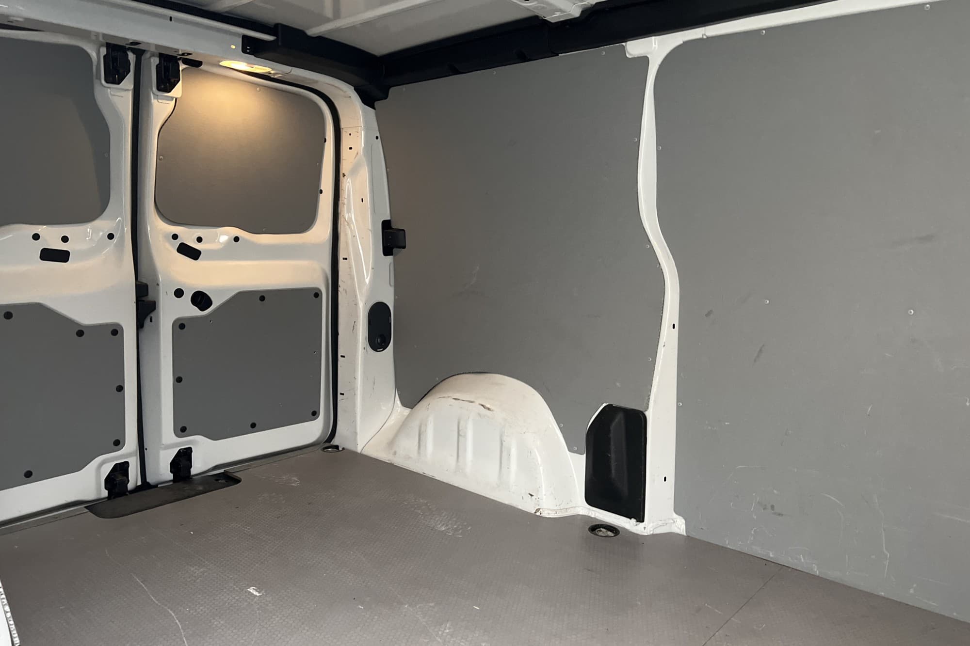 Opel Vivaro L2 1.5 Värmare Dragkrok Farthållare PDC Moms