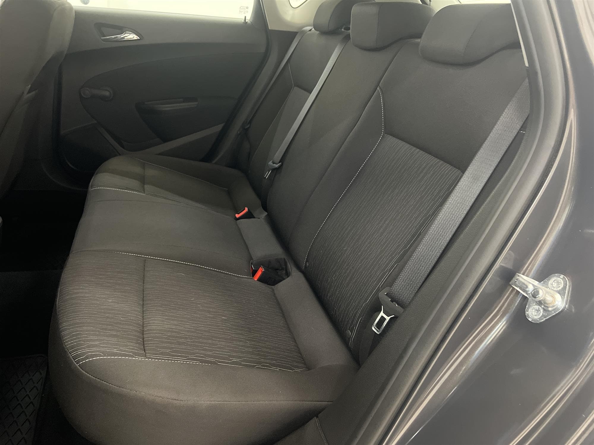 Opel Astra 1.6 115hk 2 Brukare Låg Skatt Nyservad