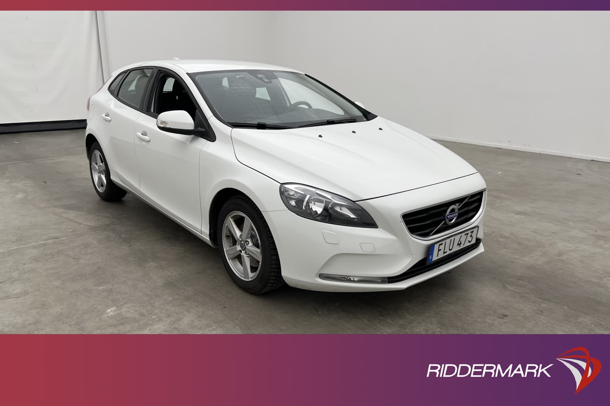 Volvo V40 T2 120hk