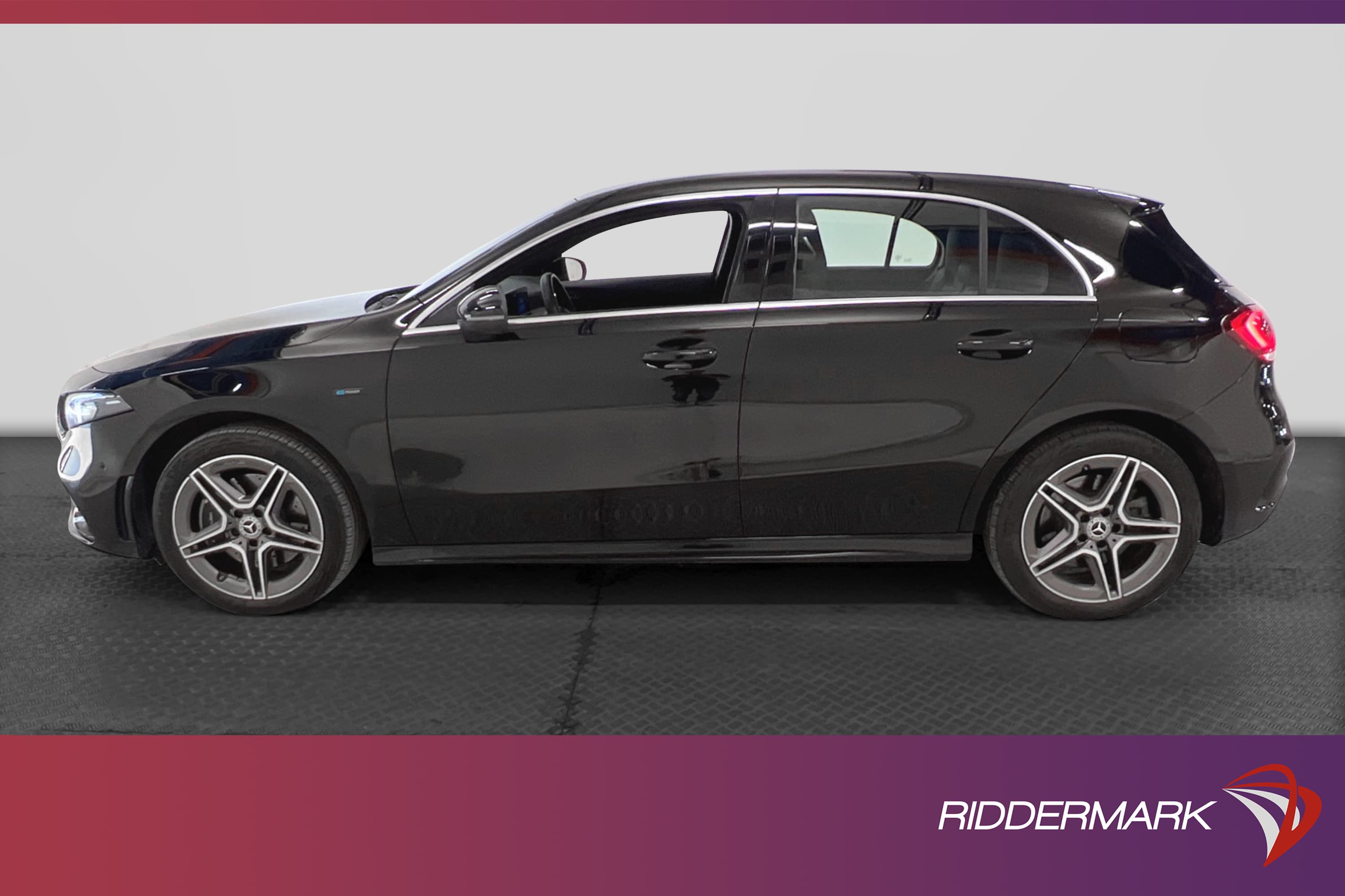 Mercedes-Benz A 250 e 218hk