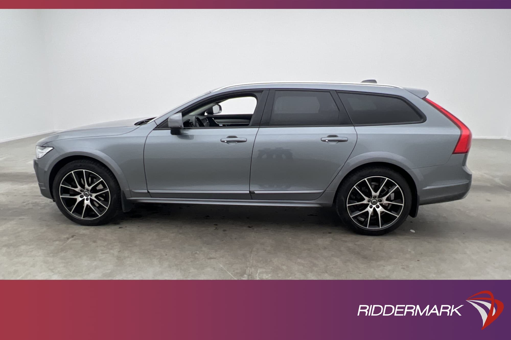 Volvo V90 Cross Country D5 AWD