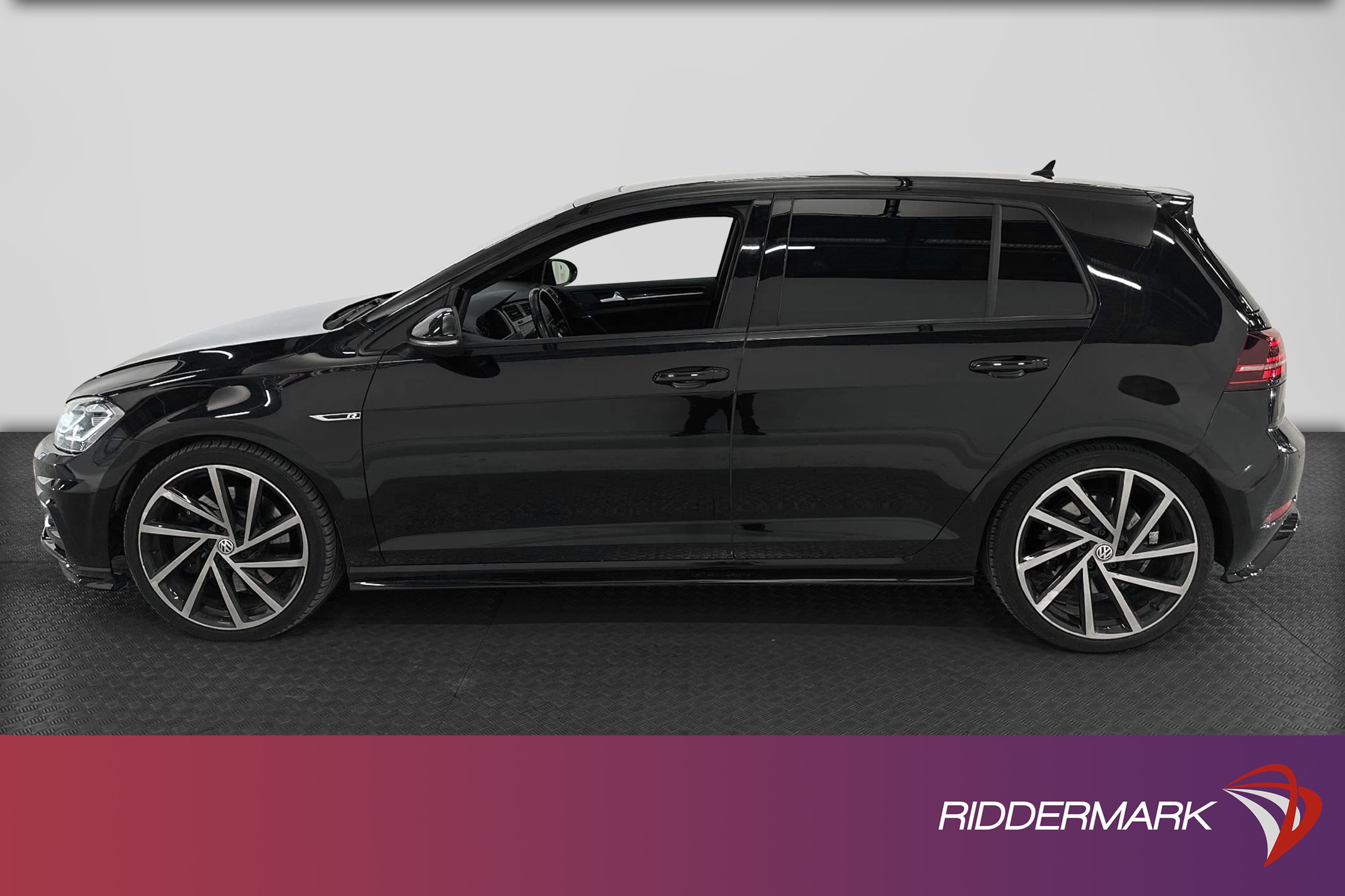 Volkswagen Golf R 310hk 4M