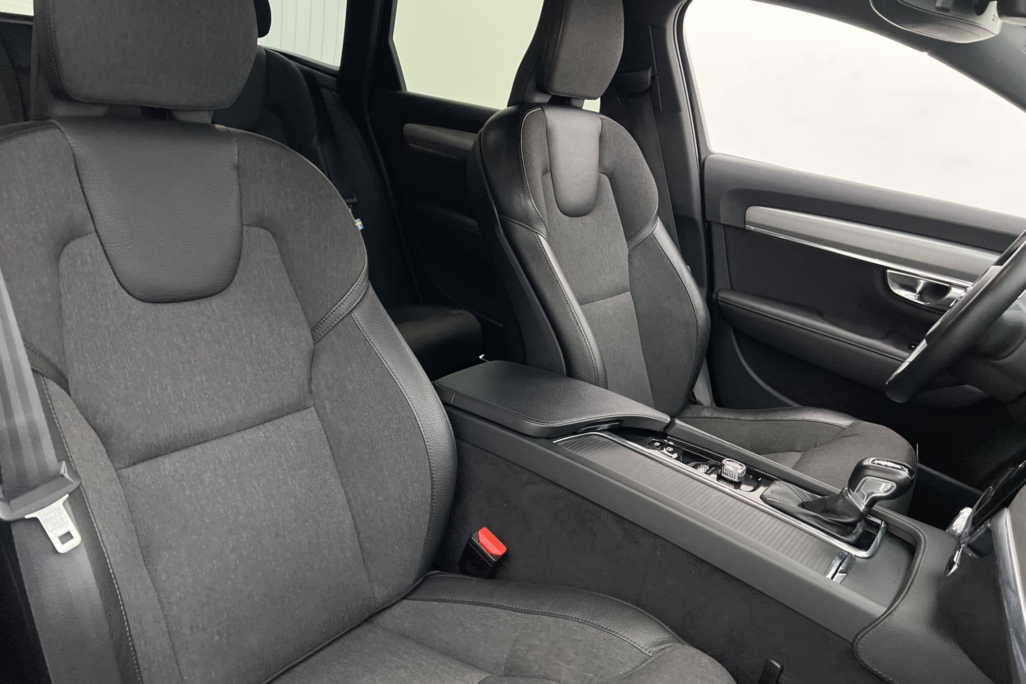 Volvo V90 T4 190hk Advanced Edt VOC Värmare CarPlay Sensorer
