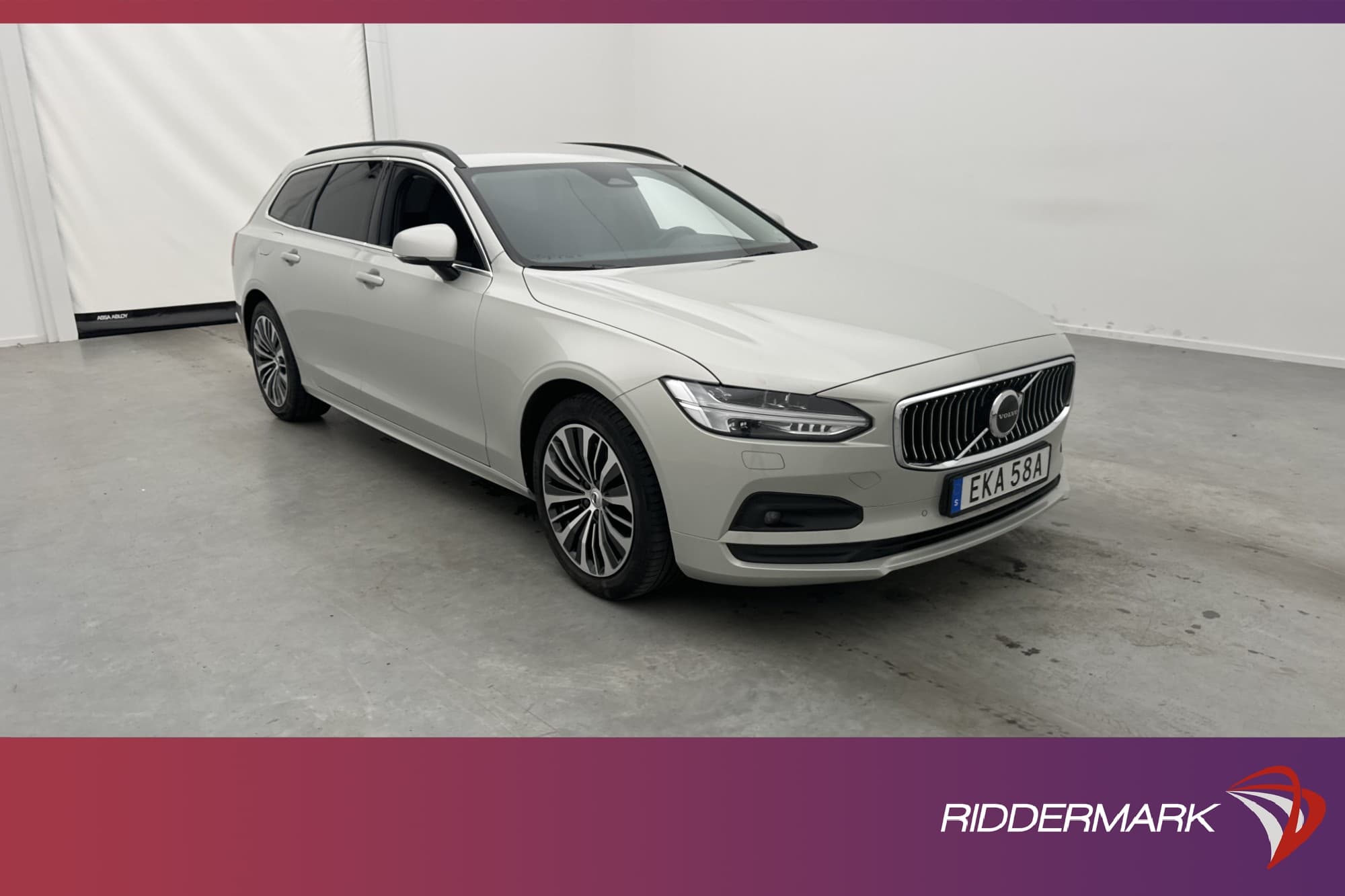 Volvo V90 B4 197hk