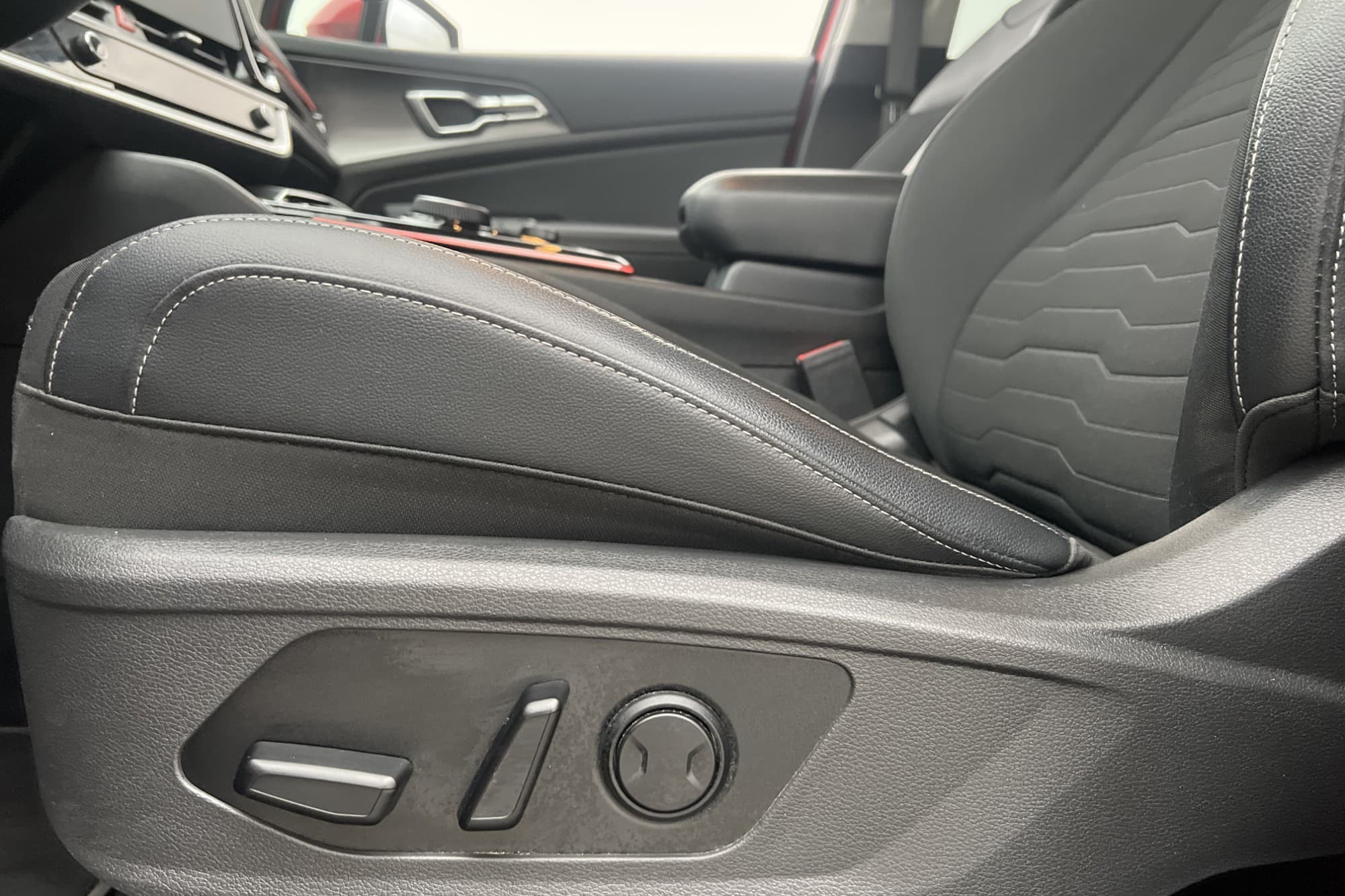 Kia Sportage PHEV AWD 265hk Advance 360° CarPlay Elstolar