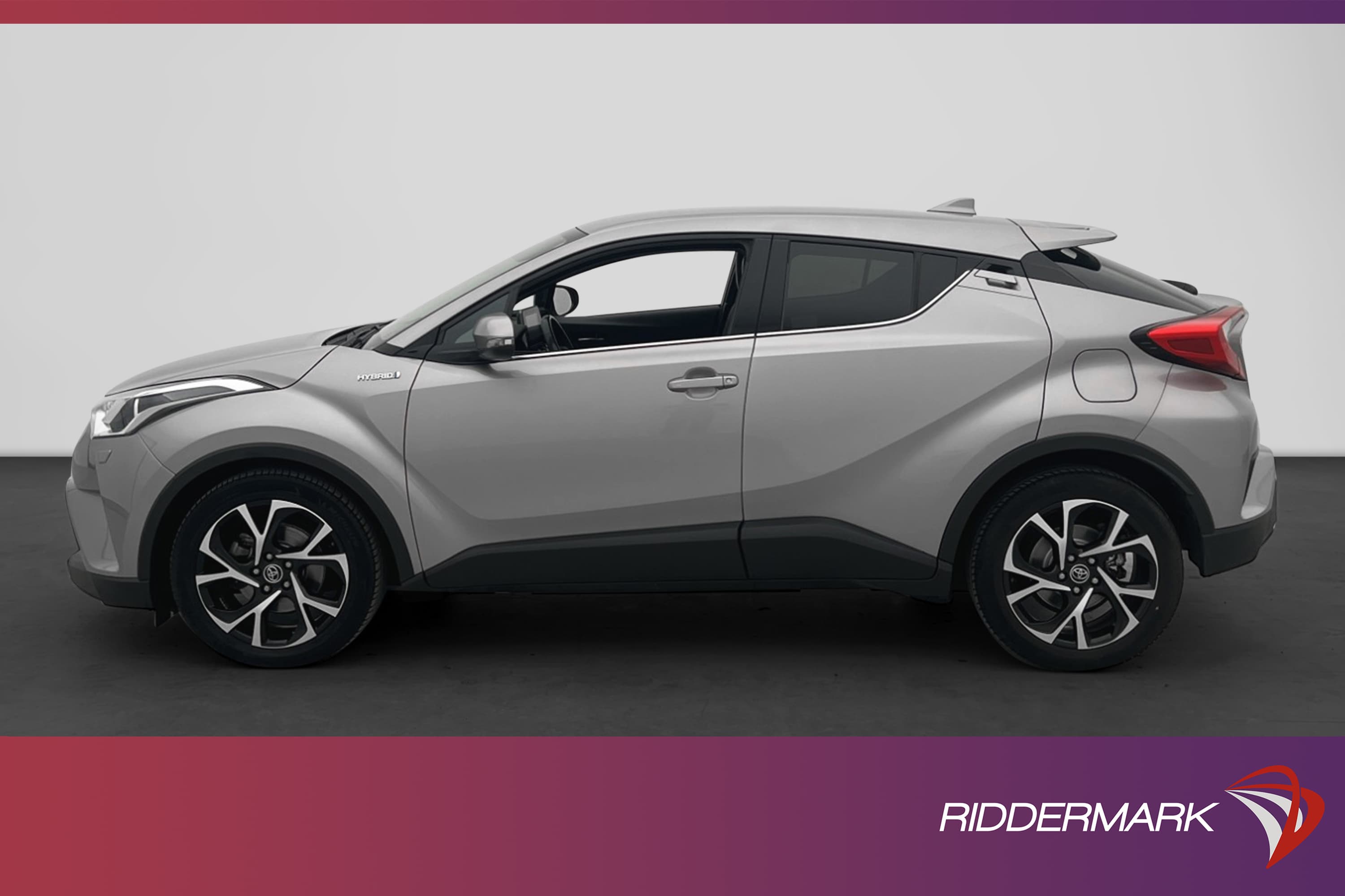 Toyota C-HR Hybrid CVT 122hk