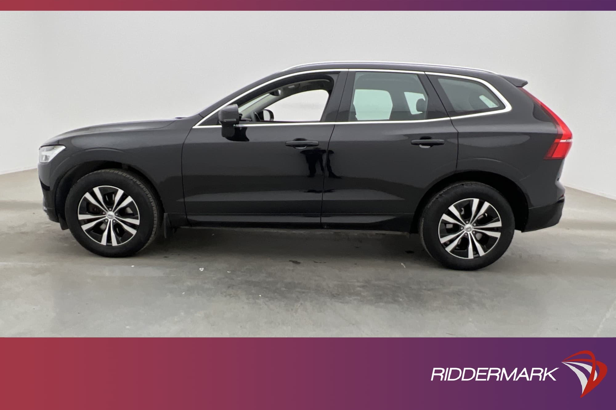 Volvo XC60 B4 AWD Momentum Advanced