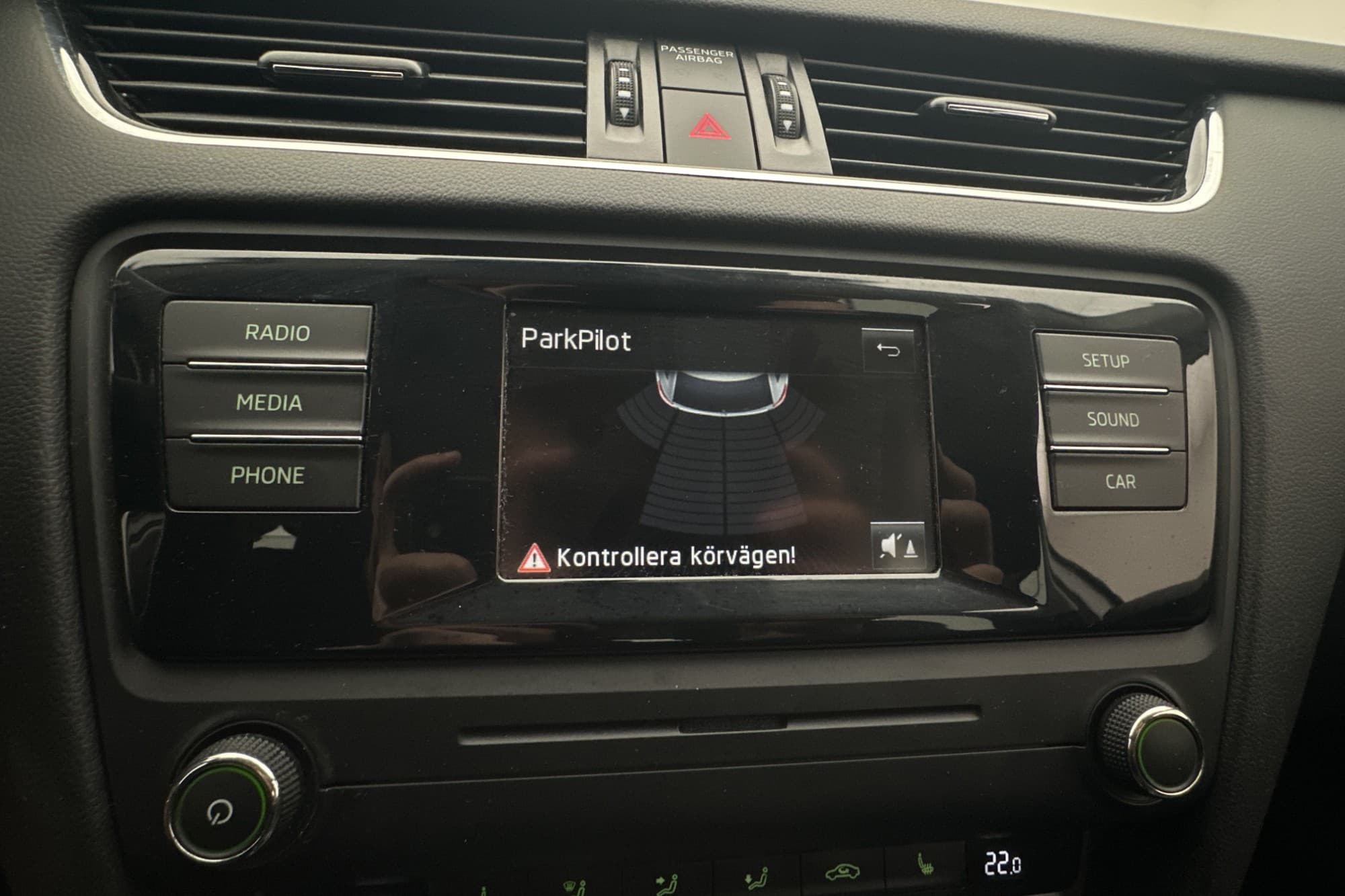 Skoda Octavia Kombi 105hk Sensorer Farthållare Bluetooth