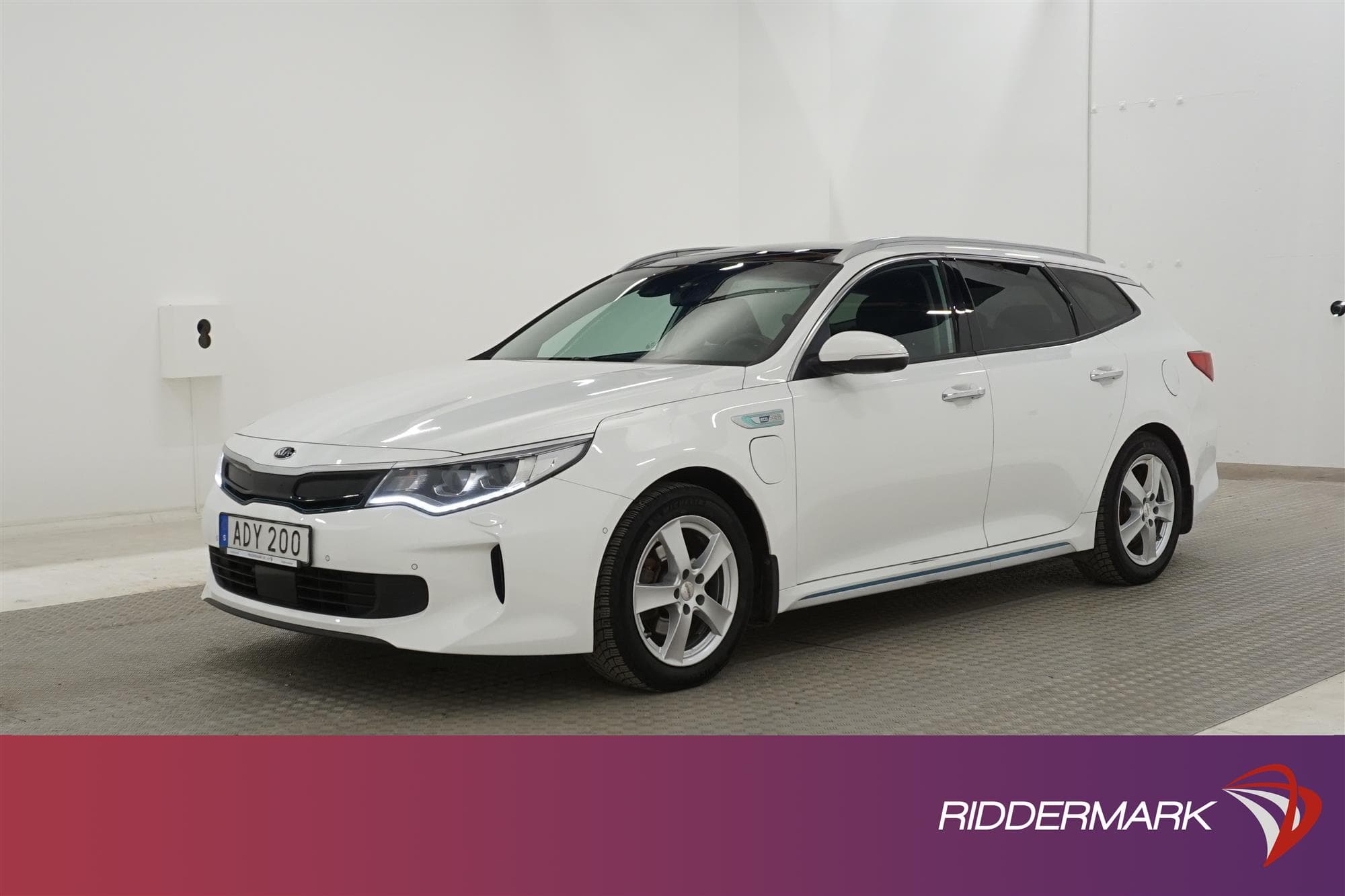 Kia Optima SW Plug-in 205hk