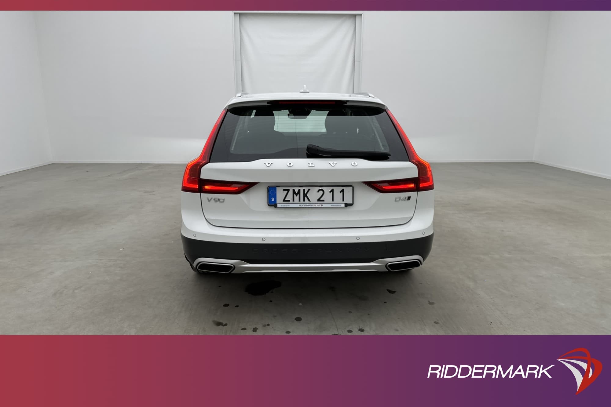 Volvo V90 Cross Country D4 AWD