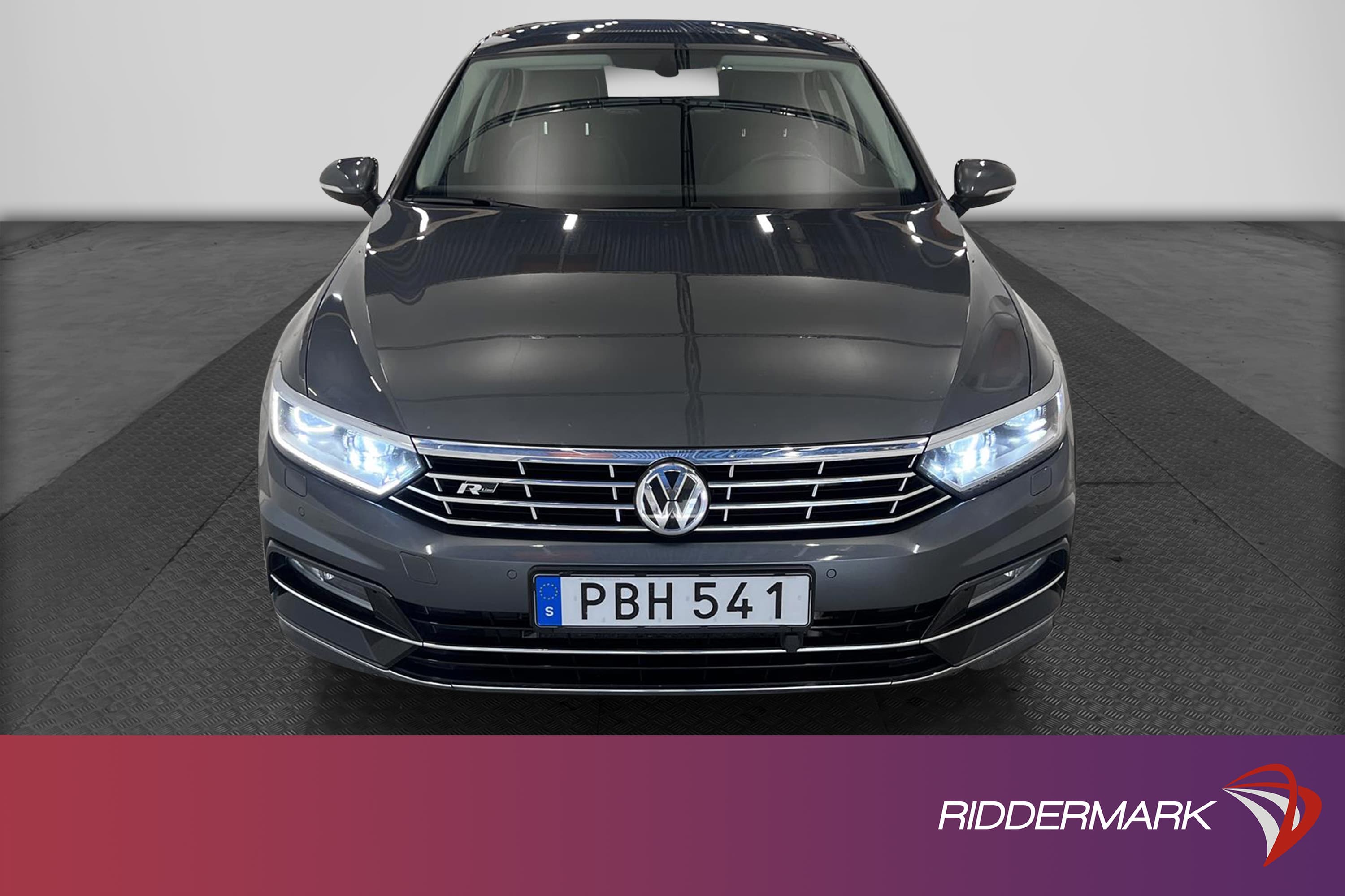 Volkswagen Passat 2.0 TDI 4M 190hk R Line B-Kamera  D-Värm