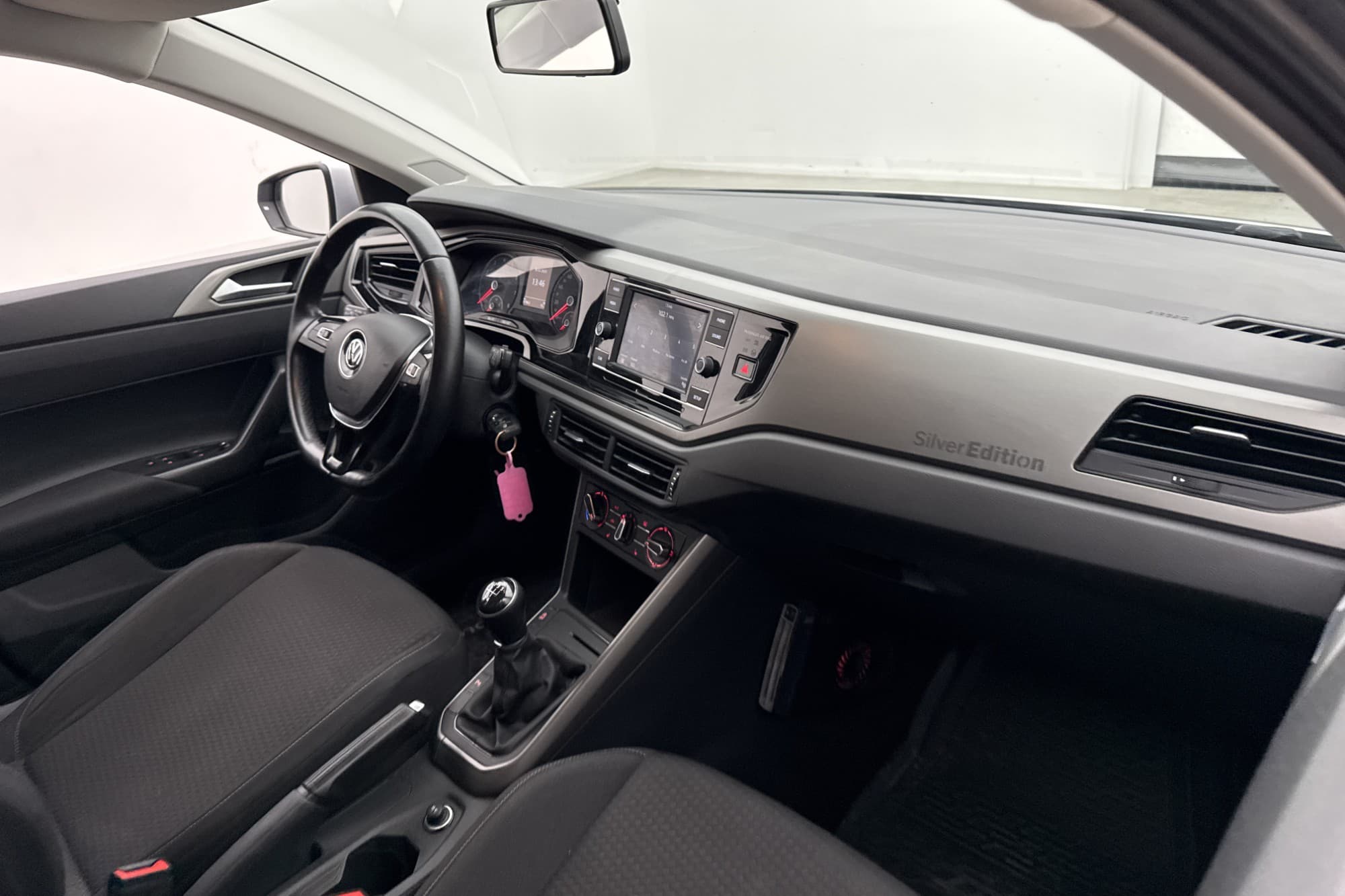 Volkswagen Polo TSI 95hk M&K-Värmare P-Sensorer Bluetooth
