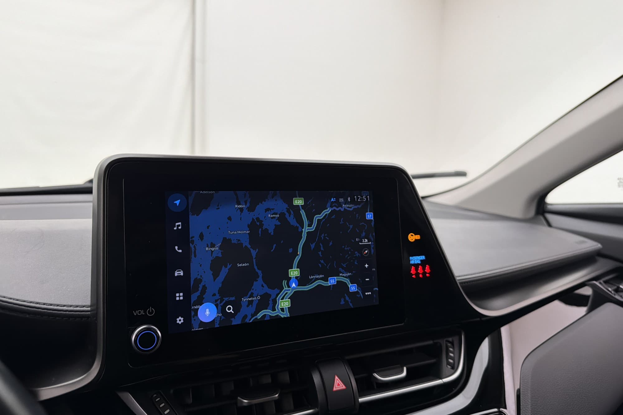 Toyota C-HR Hybrid CVT 184hk X-Edition Kamera Navi Rattvärme