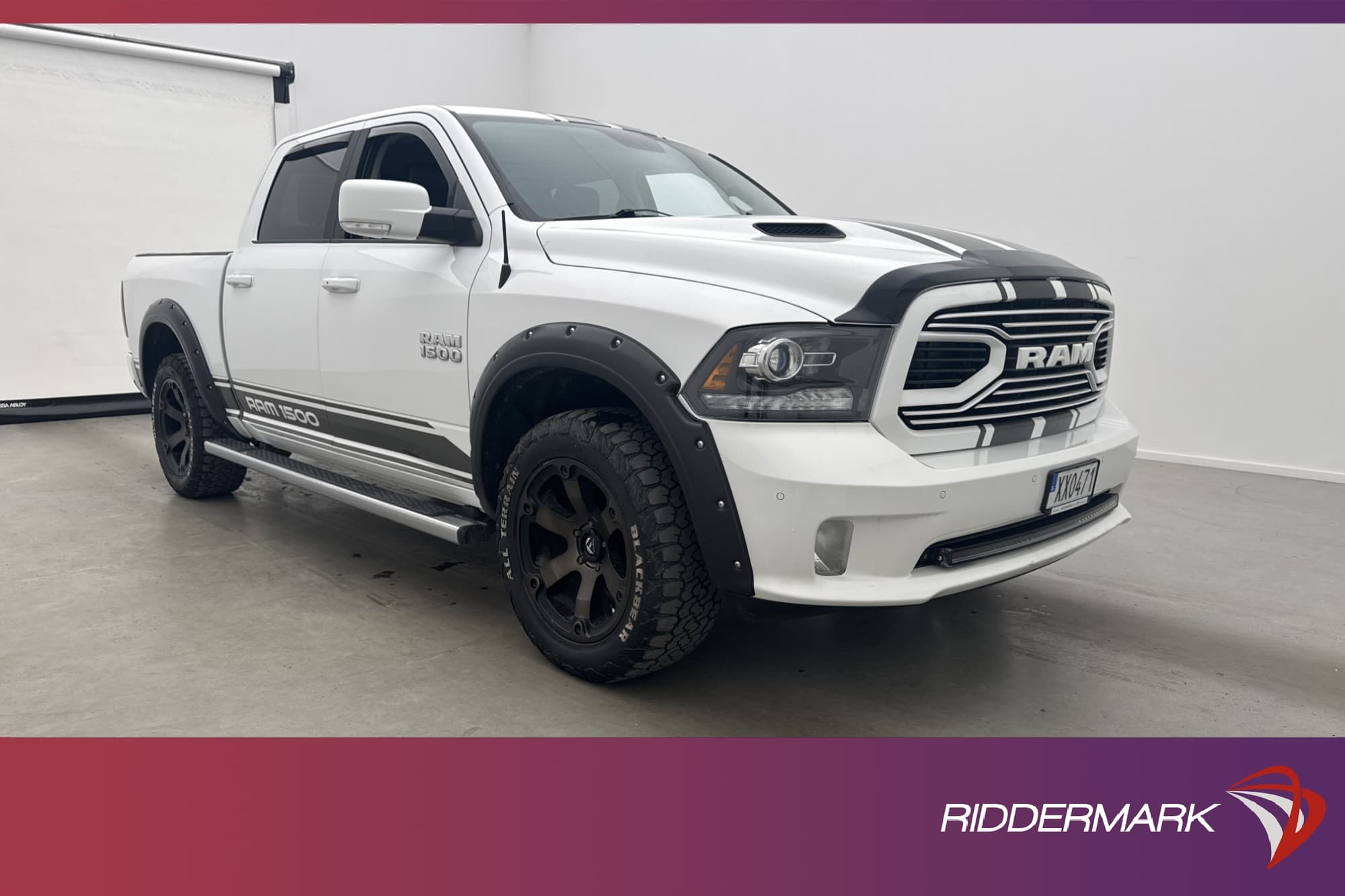 Dodge RAM Sport 5.7 HEMI 4x4