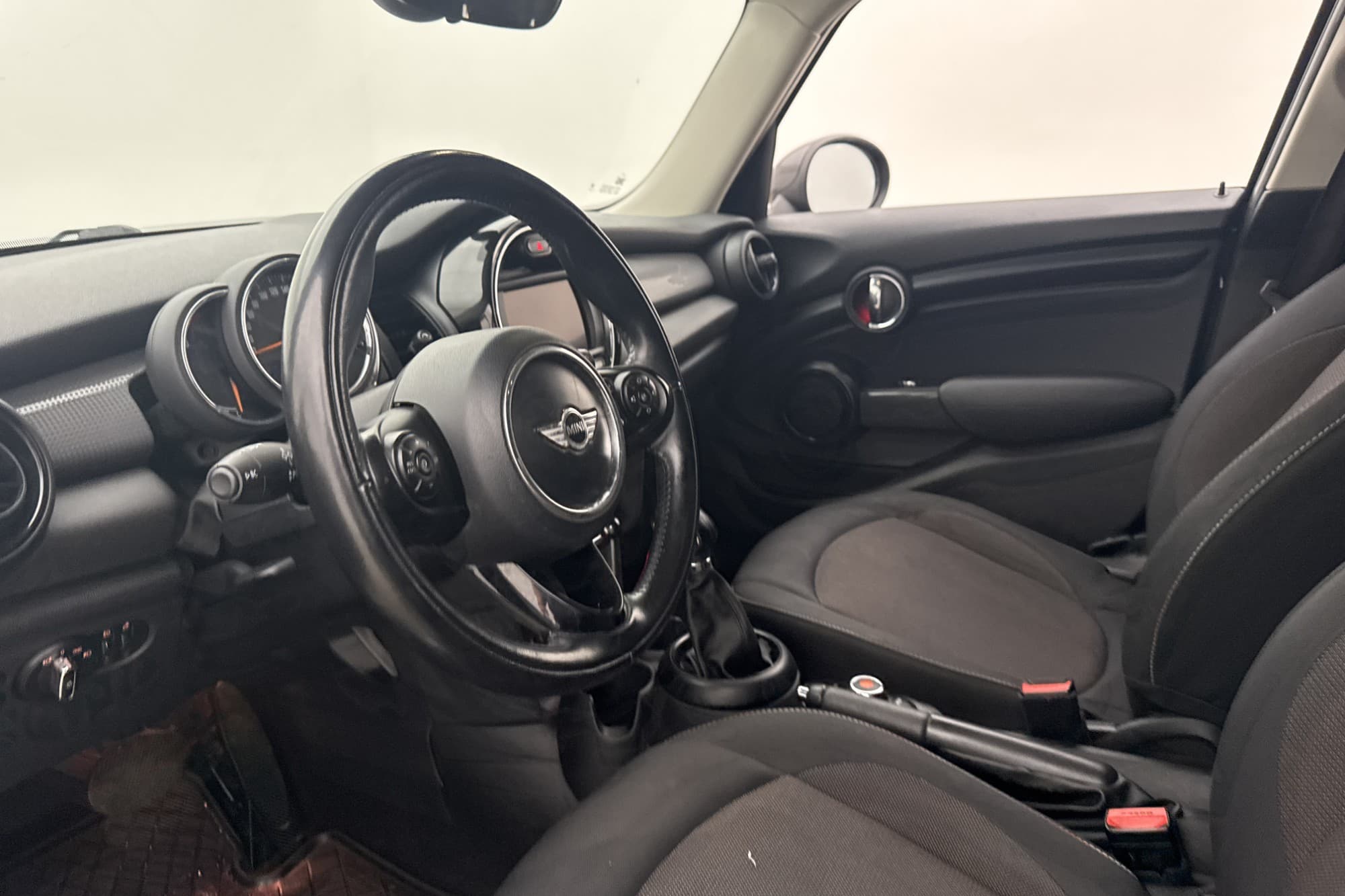 MINI Cooper 5-dörrars Pepper Excitement Sensorer Farthållare