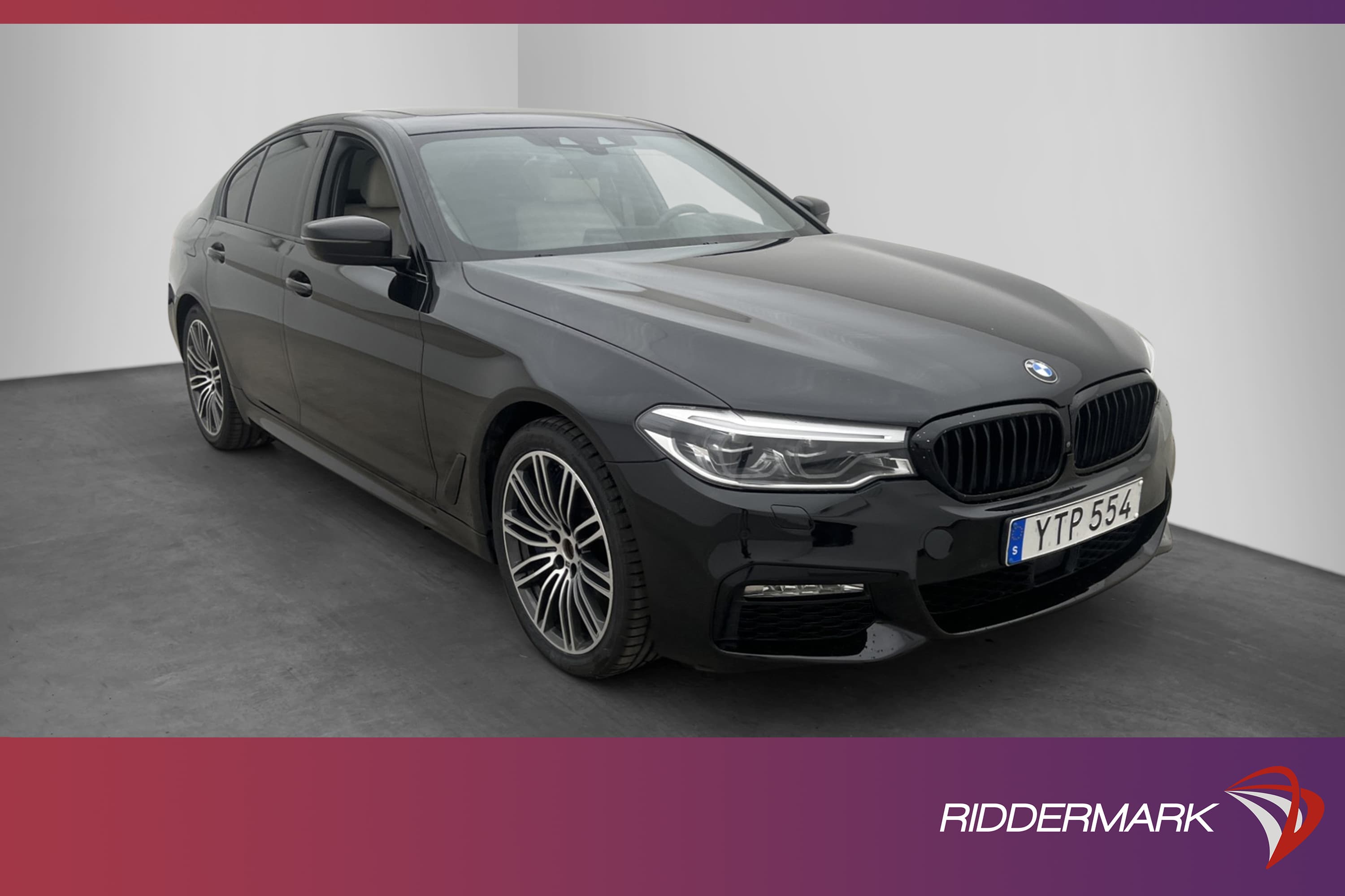 BMW 540d xDrive 320hk Ultimate Edt B&W Pano HUD Drag 360°