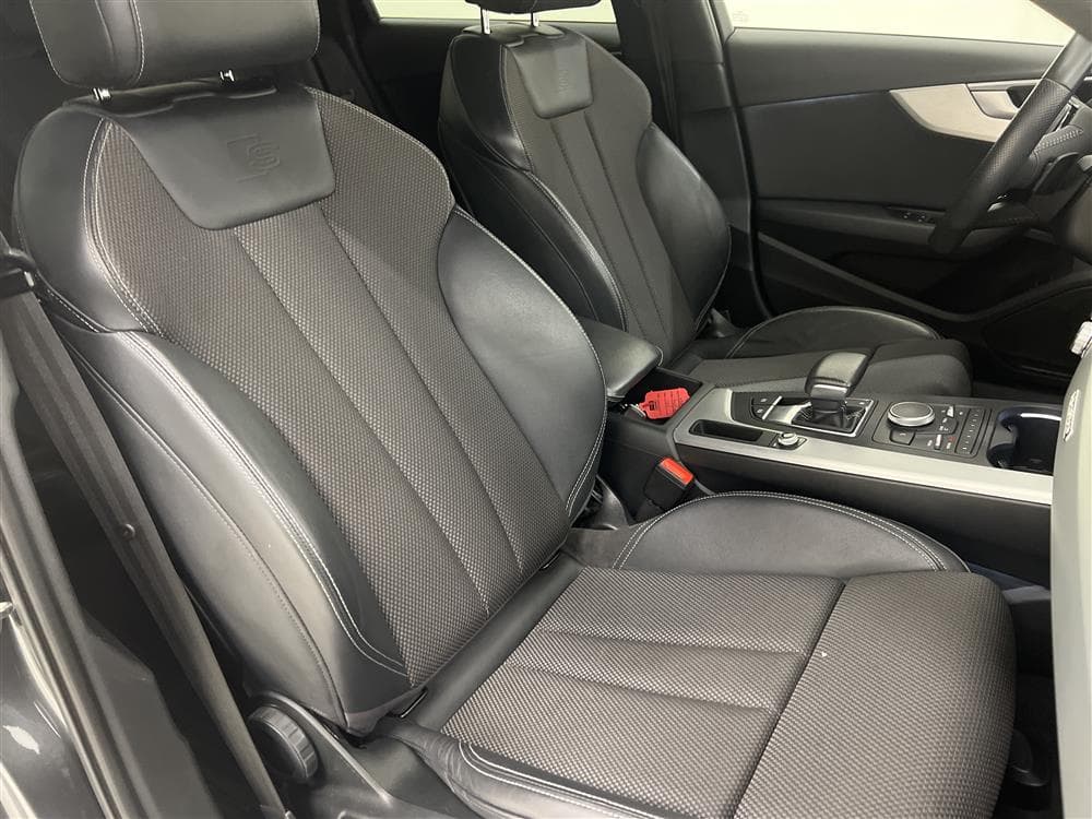 Audi A4 2.0 TDI 190hk Quattro S-line Låg Skatt 0,44l/milinteriör