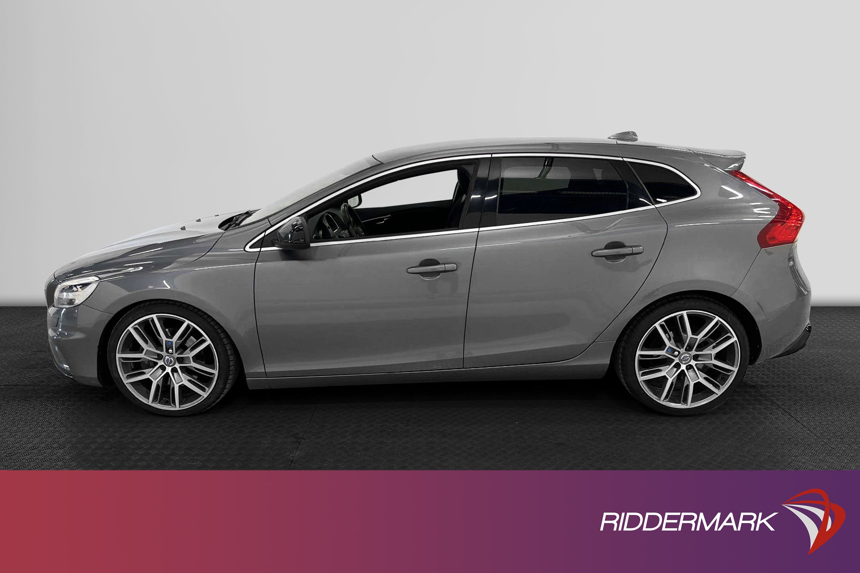 Volvo V40 D4 Polestar R-design  200hk