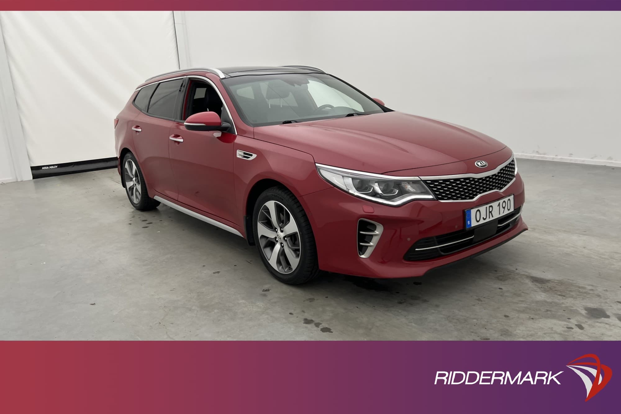 Kia Optima 1.7 VGT 141hk