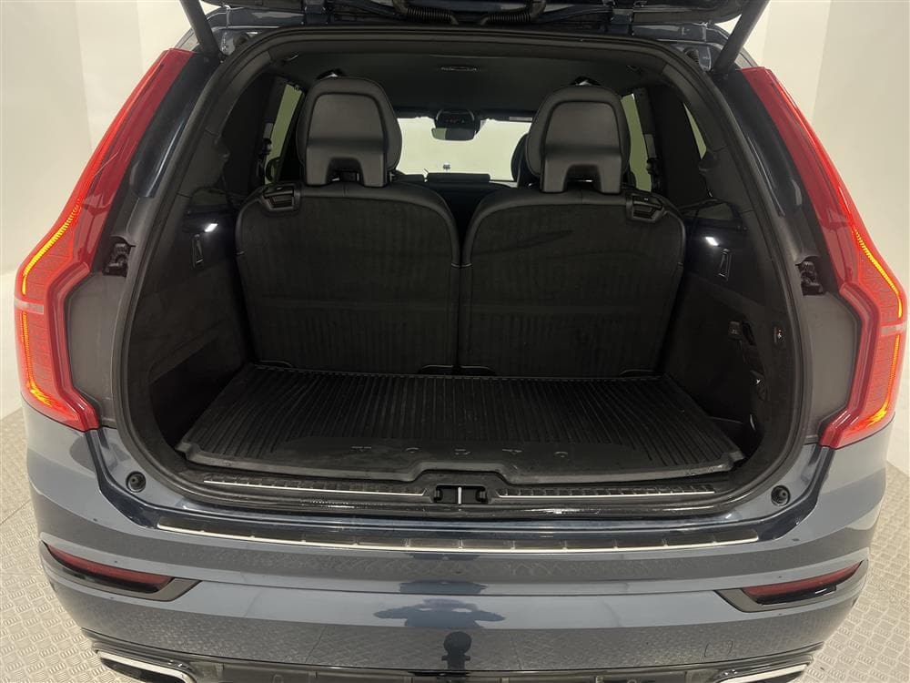 Volvo XC90 B5 AWD R-Design 7-sits D-värm GPS VOC 0,56l/mil