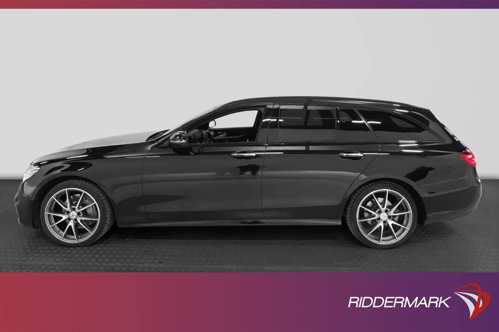 Mercedes-Benz E 220 4M 194hk