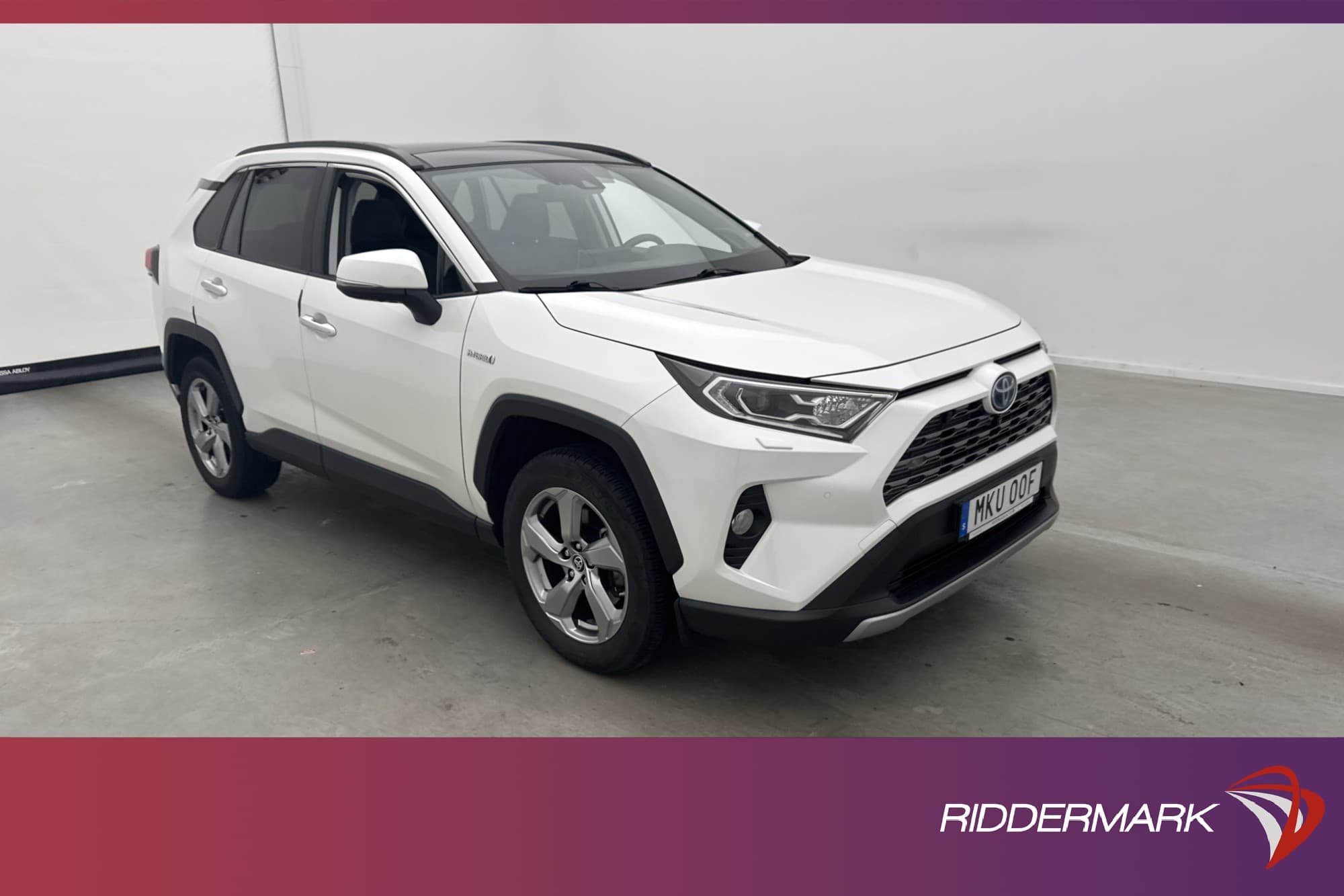 Toyota RAV4 Hybrid AWD 222hk