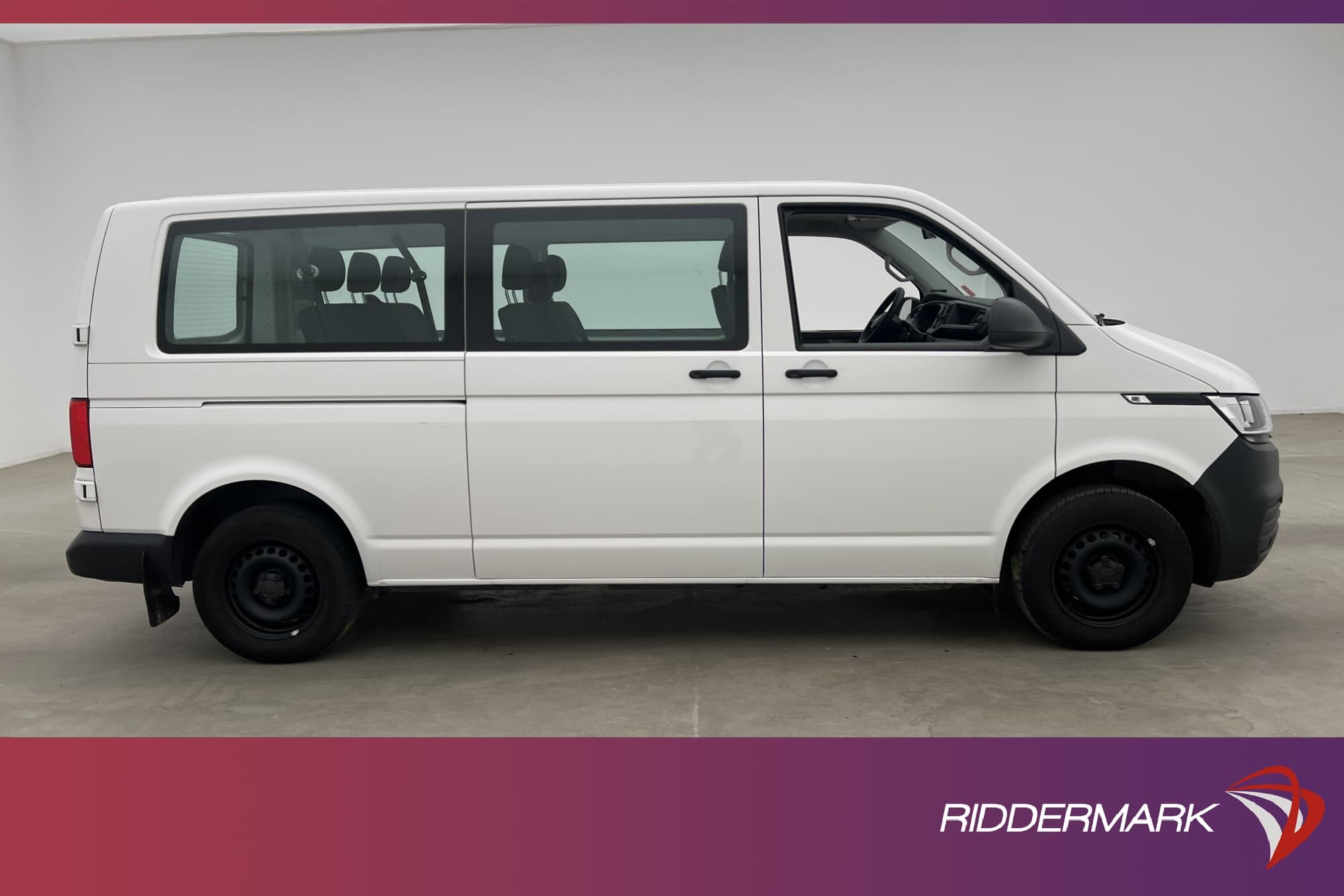 Volkswagen Transporter Kombi Lång PDC CARPLAY 9-Sits Moms