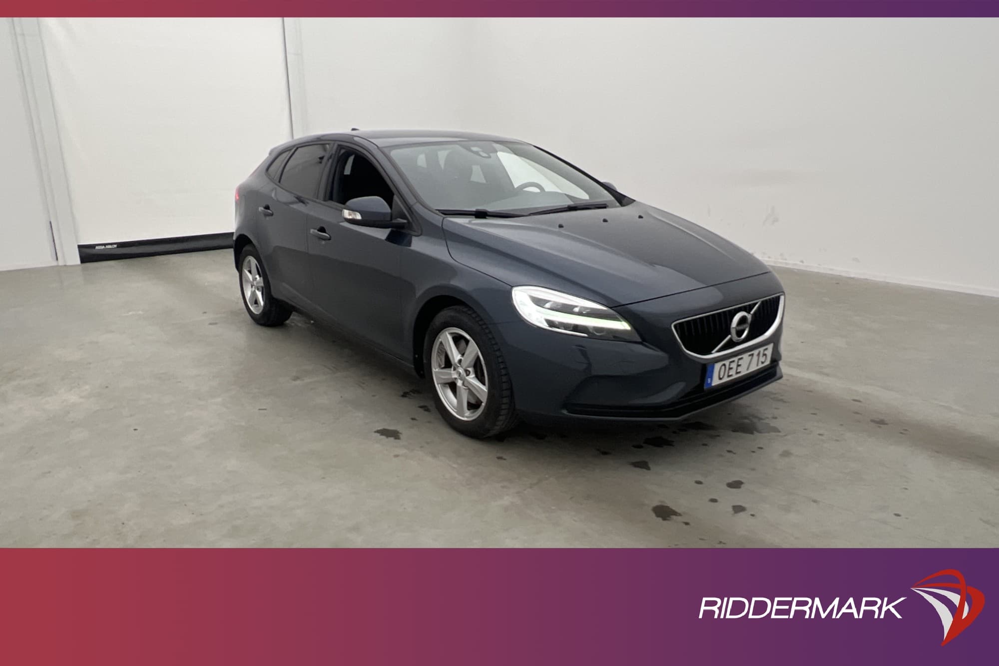 Volvo V40 T2 122hk