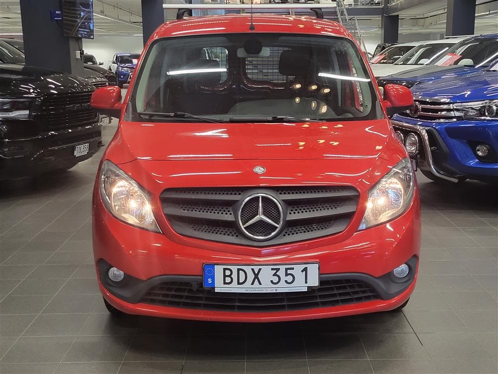 Mercedes Citan 109 1.5CDI X-lång Kombi 5-sits Drag Nyservad