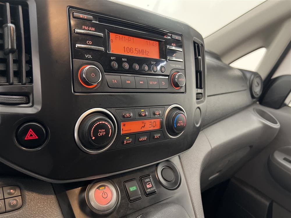 Nissan e-NV200 40,0 kWh Aut 109hk El-Skåpbil Kamera Moms  