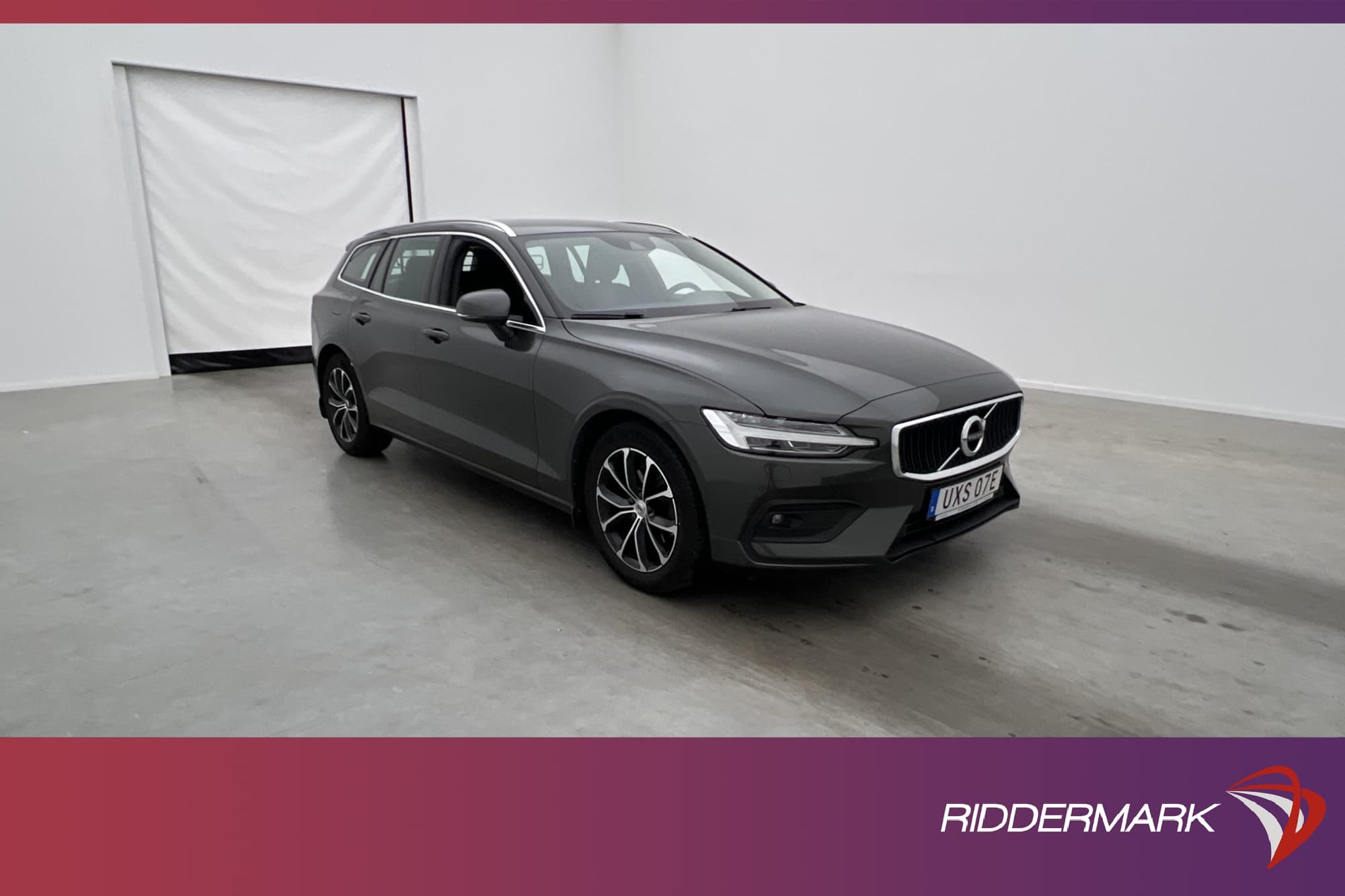 Volvo V60 B4