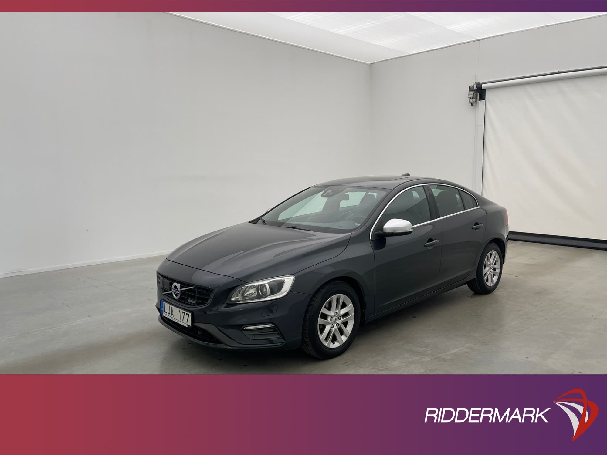 Volvo S60 D2 115hk R-Design Taklucka Värmare Skinn Navi