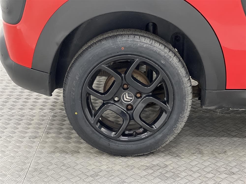 Citroën C4 Cactus PureTech 82hk Välserv PDC 1 bruk 0,46l/mil