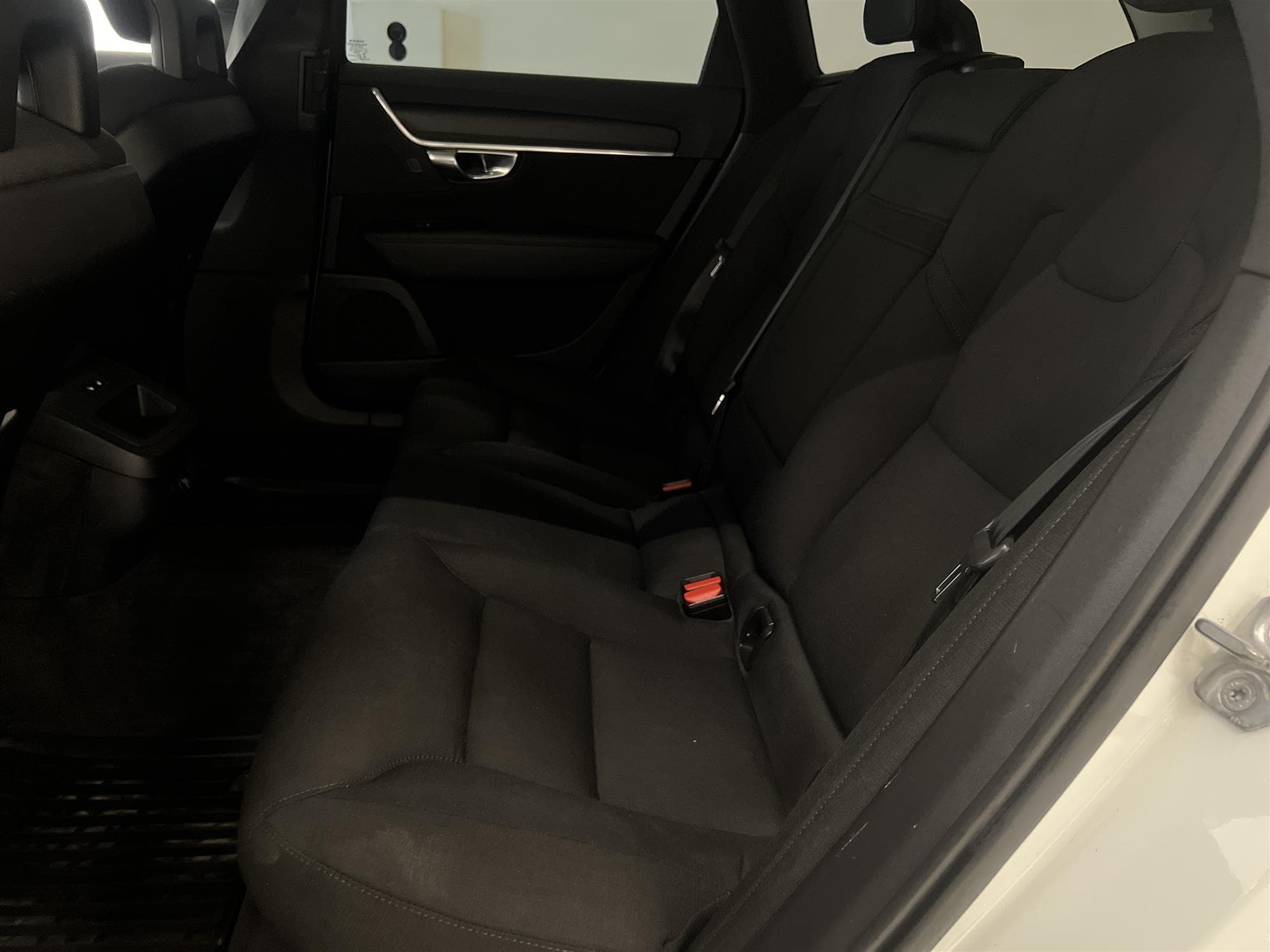 Volvo V90 D3 150hk Kinetic VOC P-värm Drag Välserv 0,64l/mil