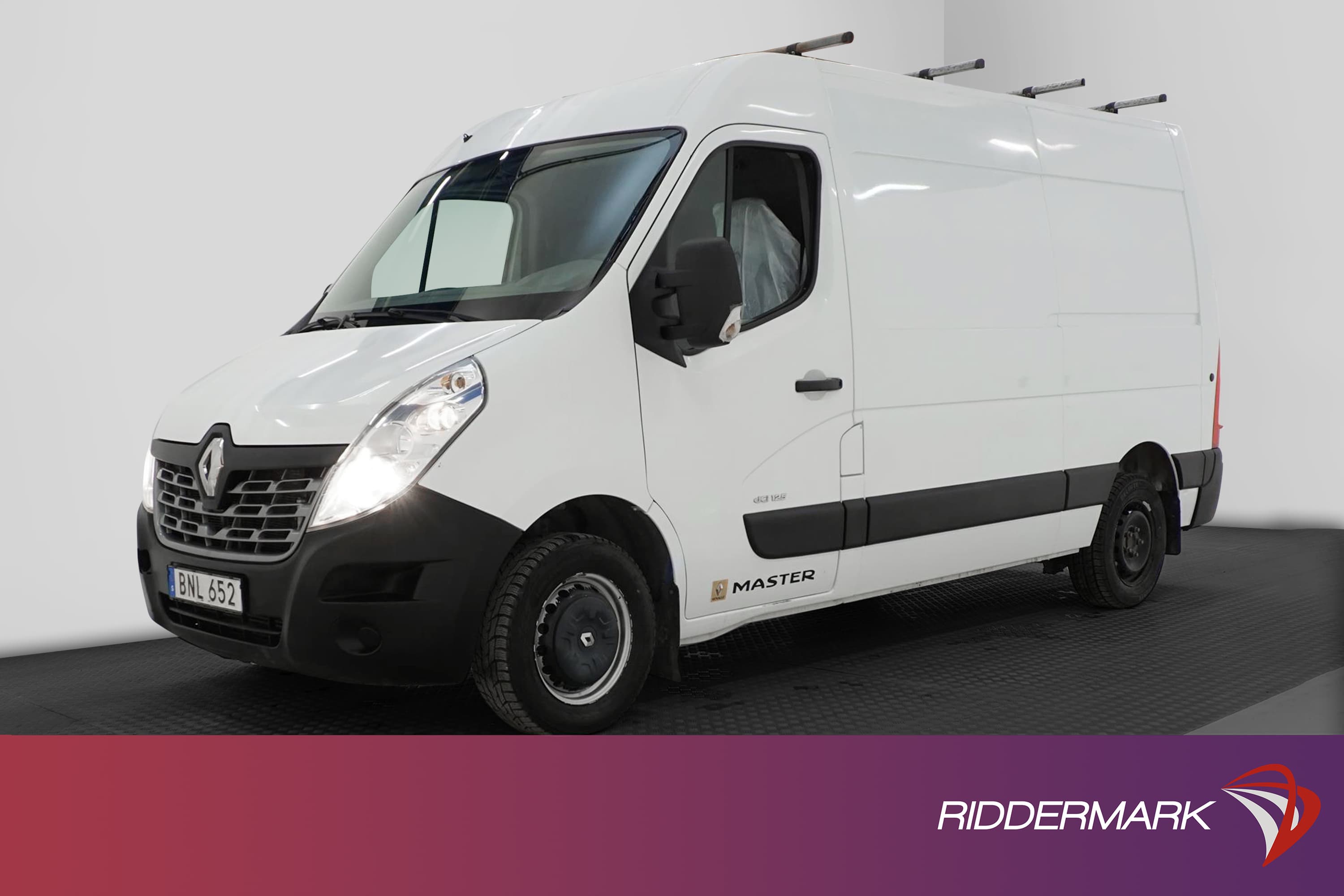 Renault Master 3.5 T 2.3dCi L2H2 PDC Dragkrok Moms