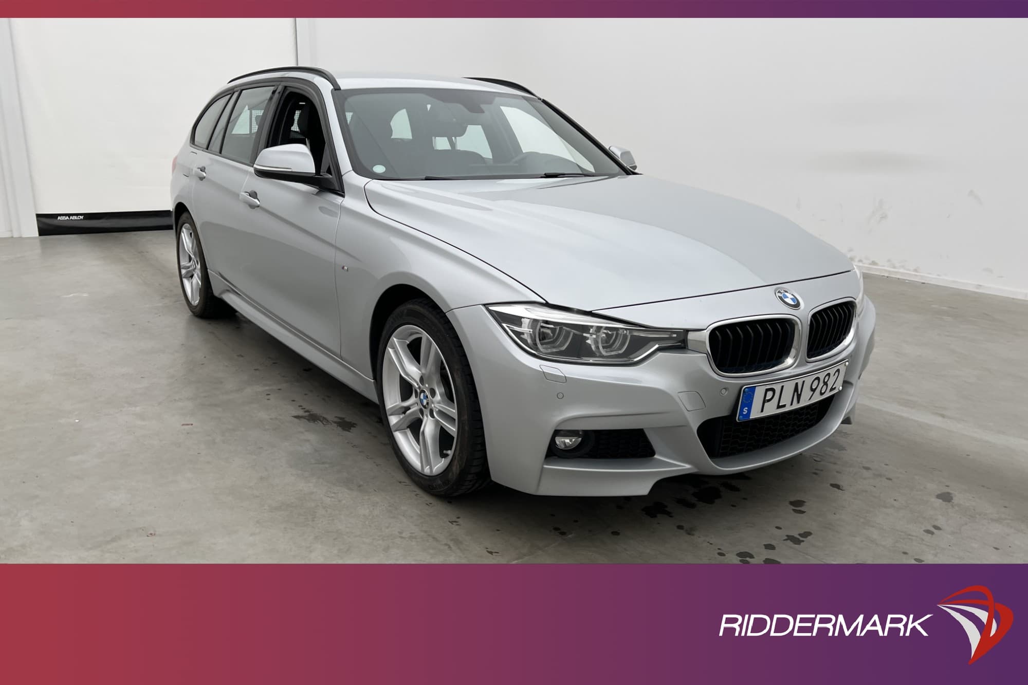 BMW 320 i xDrive Touring
