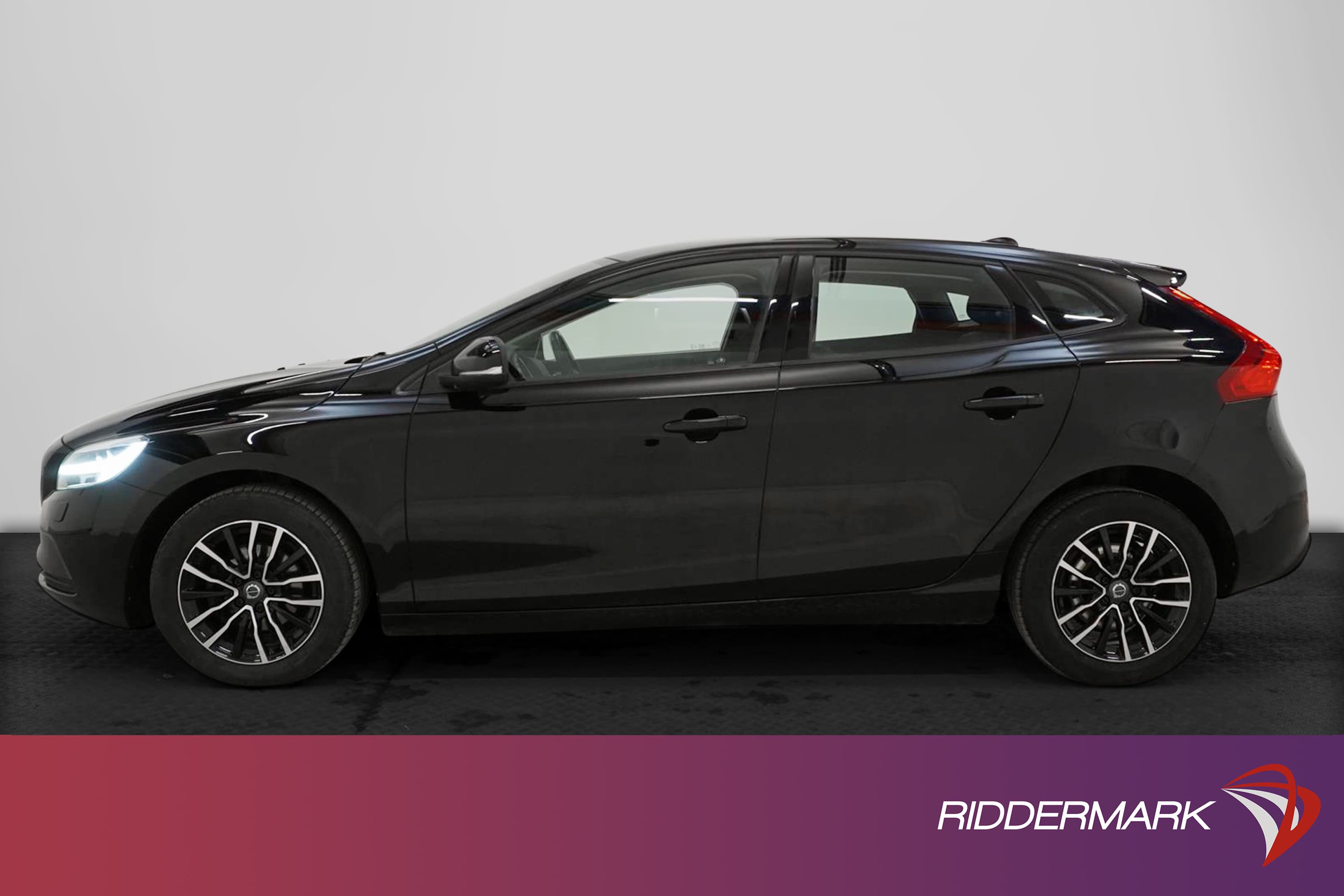 Volvo V40 D2 120hk Momentum Värmare Drag LED 0,34l/mil