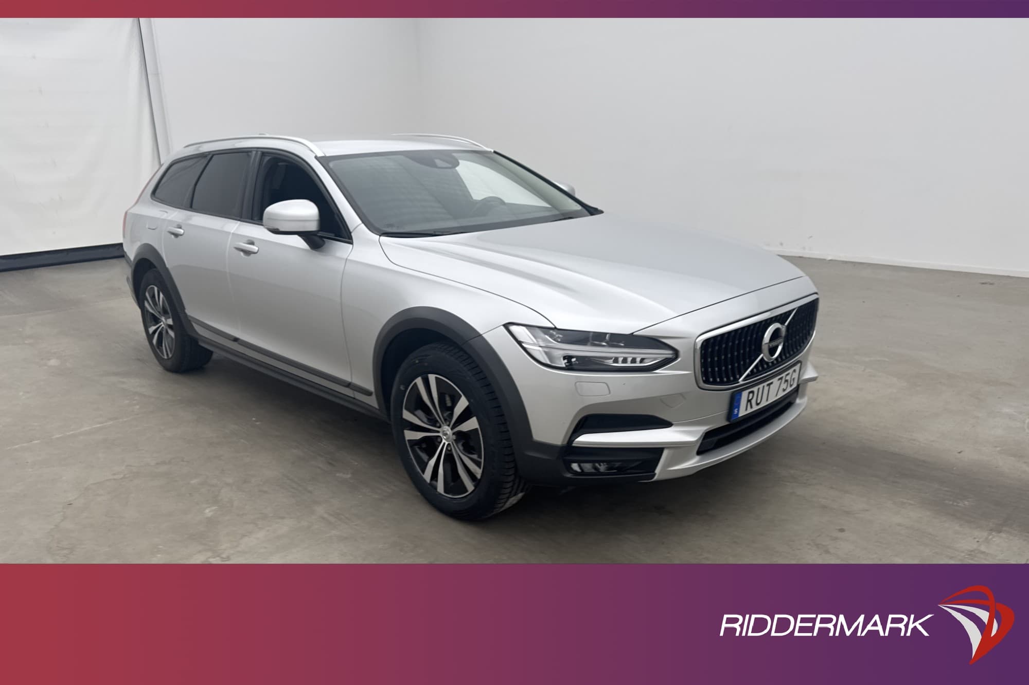 Volvo V90 Cross Country D4 AWD H/K D-Värmare Kamera Drag VOC
