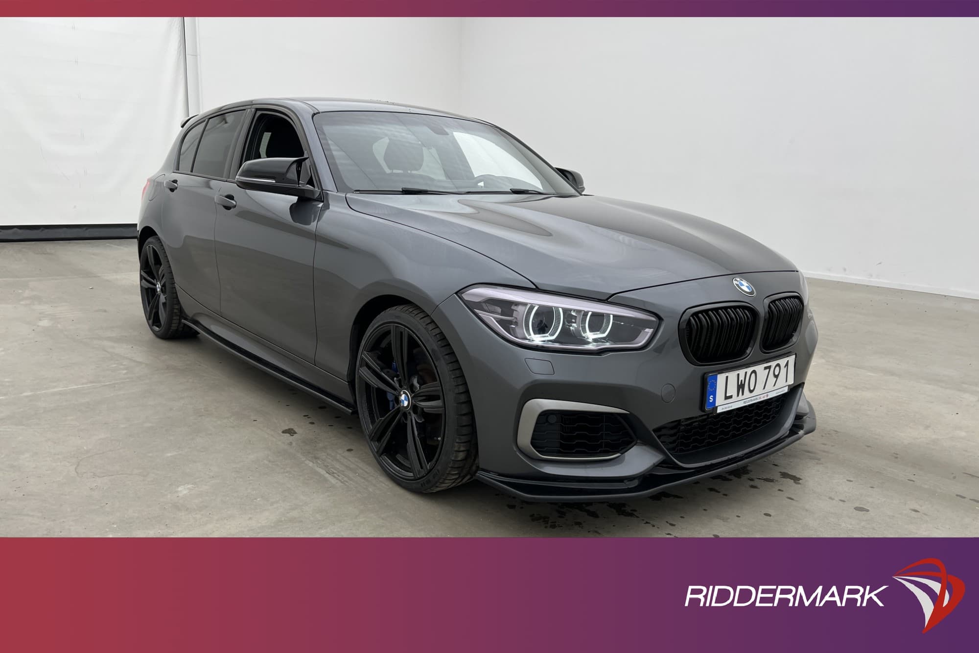 BMW M135i xDrive 326hk
