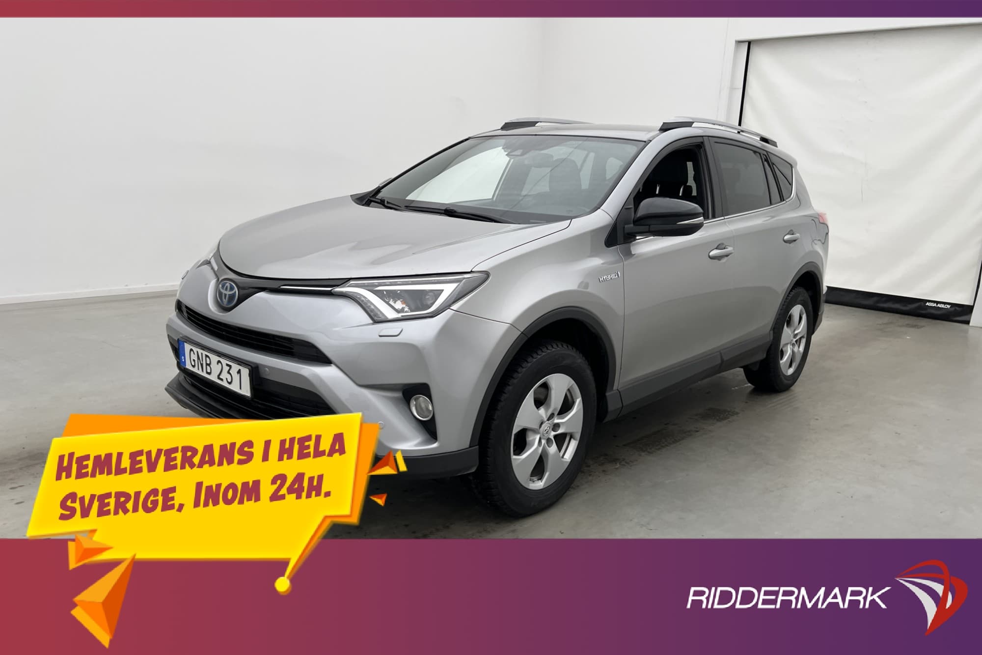 Toyota RAV4 Hybrid AWD 197hk X-Edition Kamera Drag Rattvärme