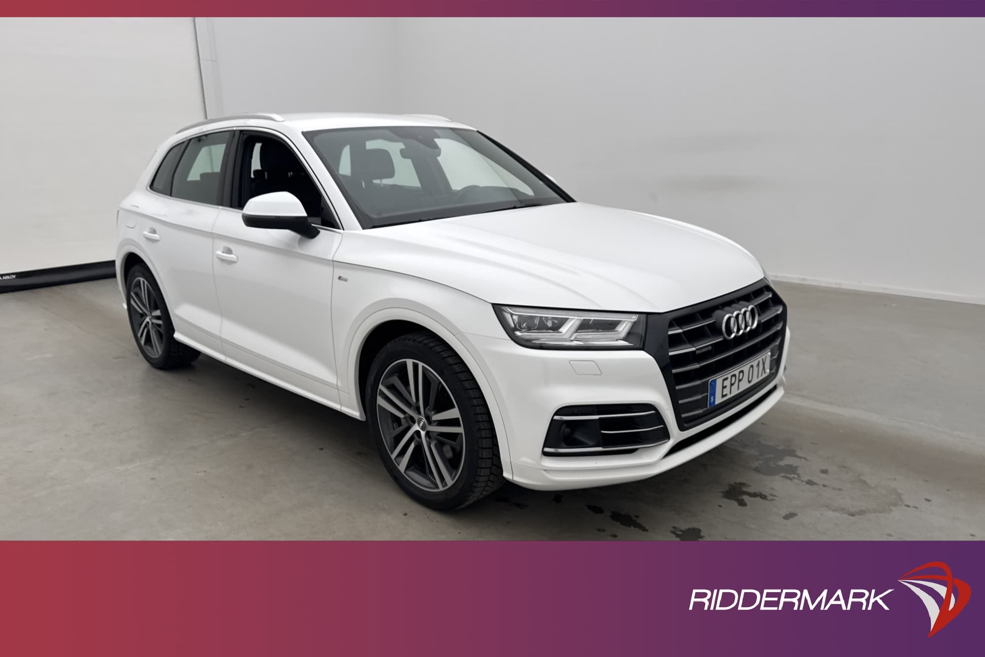 Audi Q5 55 TFSI e Quattro S-Line Luftfjädring Kamera Drag