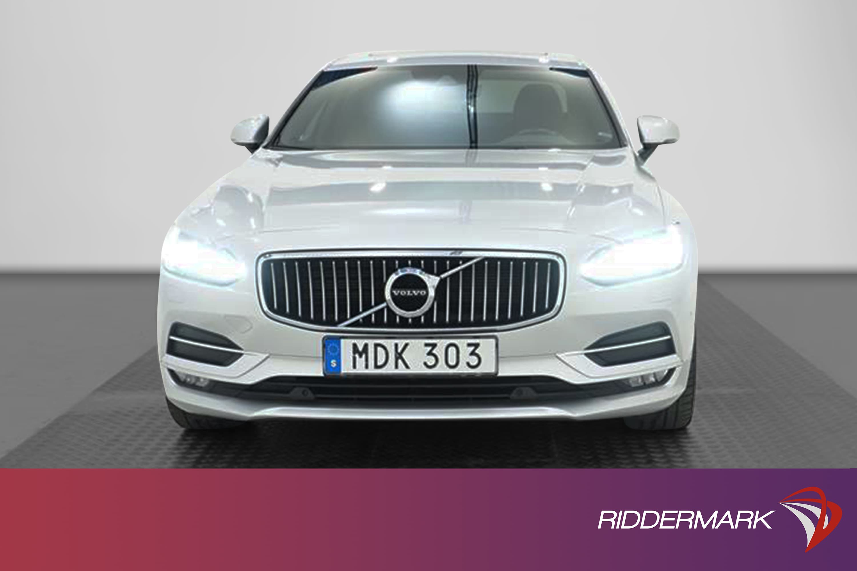 Volvo S90 D4 AWD Inscription D-Värm VOC T-Lucka Skinn B-Kamexteriör