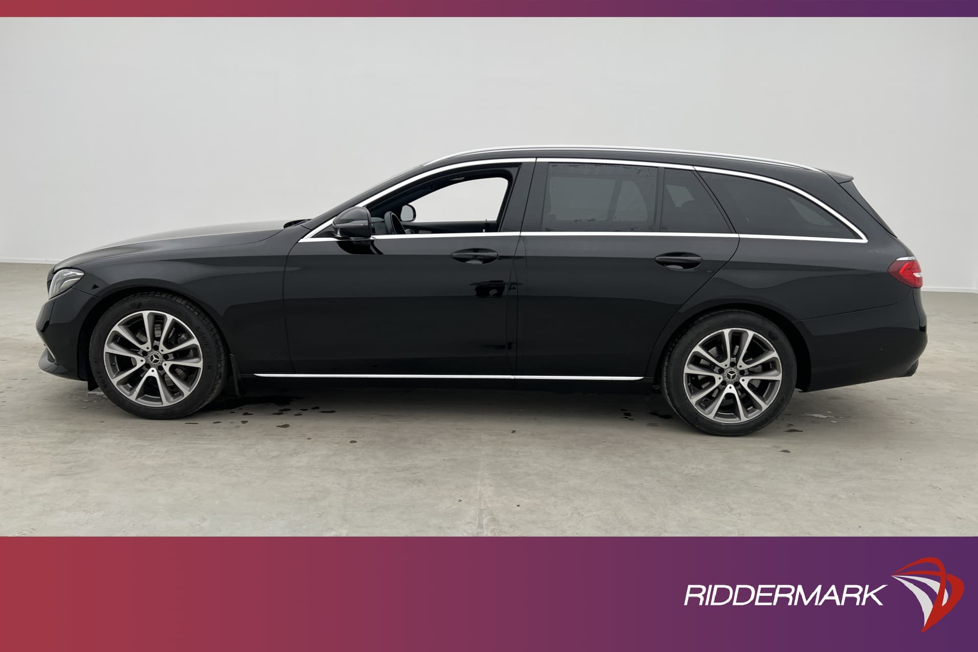 Mercedes-Benz E 220 T d 4M 194hk